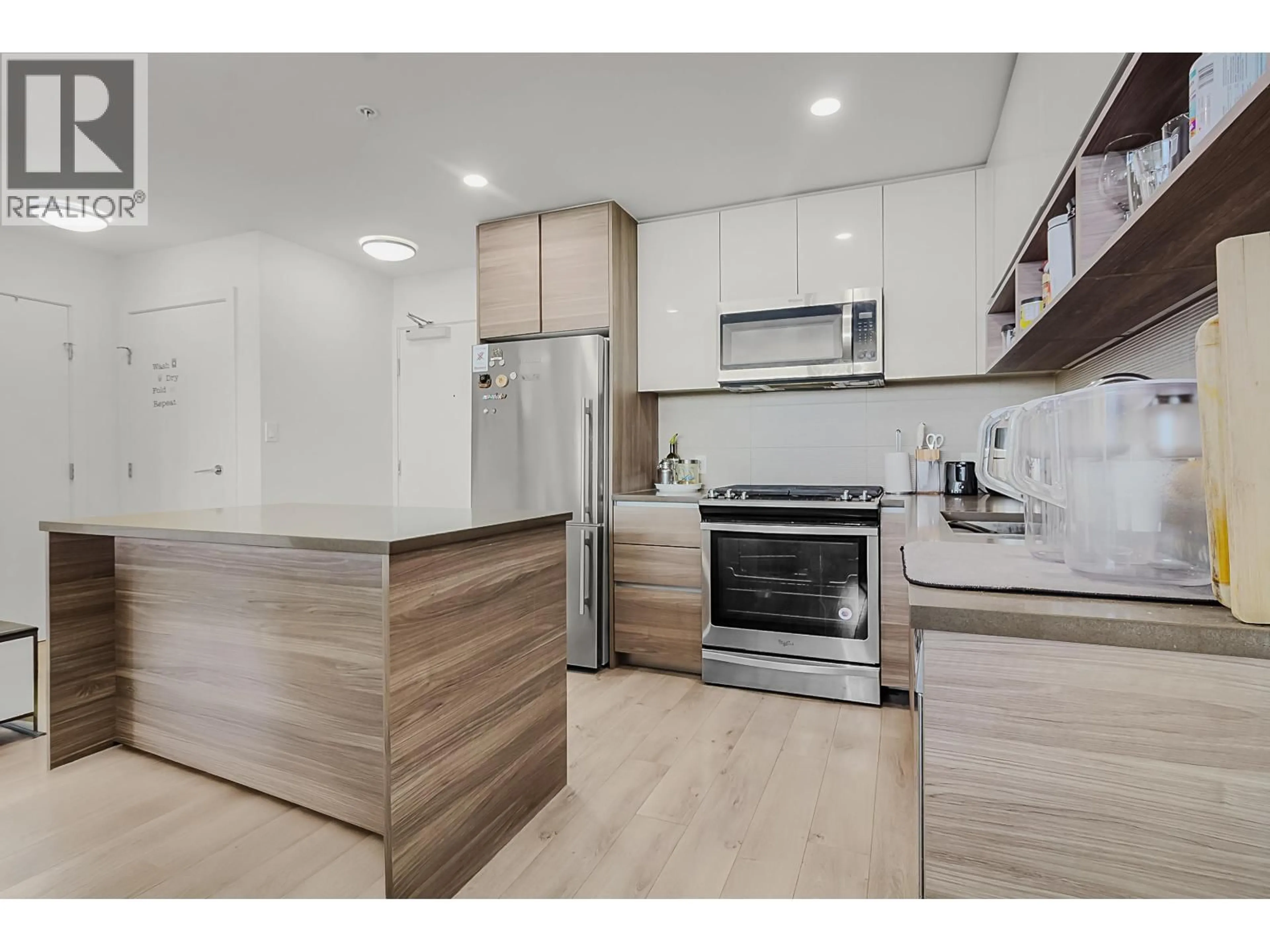 Standard kitchen, wood/laminate floor for 1006 - 8850 UNIVERSITY CRESCENT, Burnaby British Columbia V5A0C8