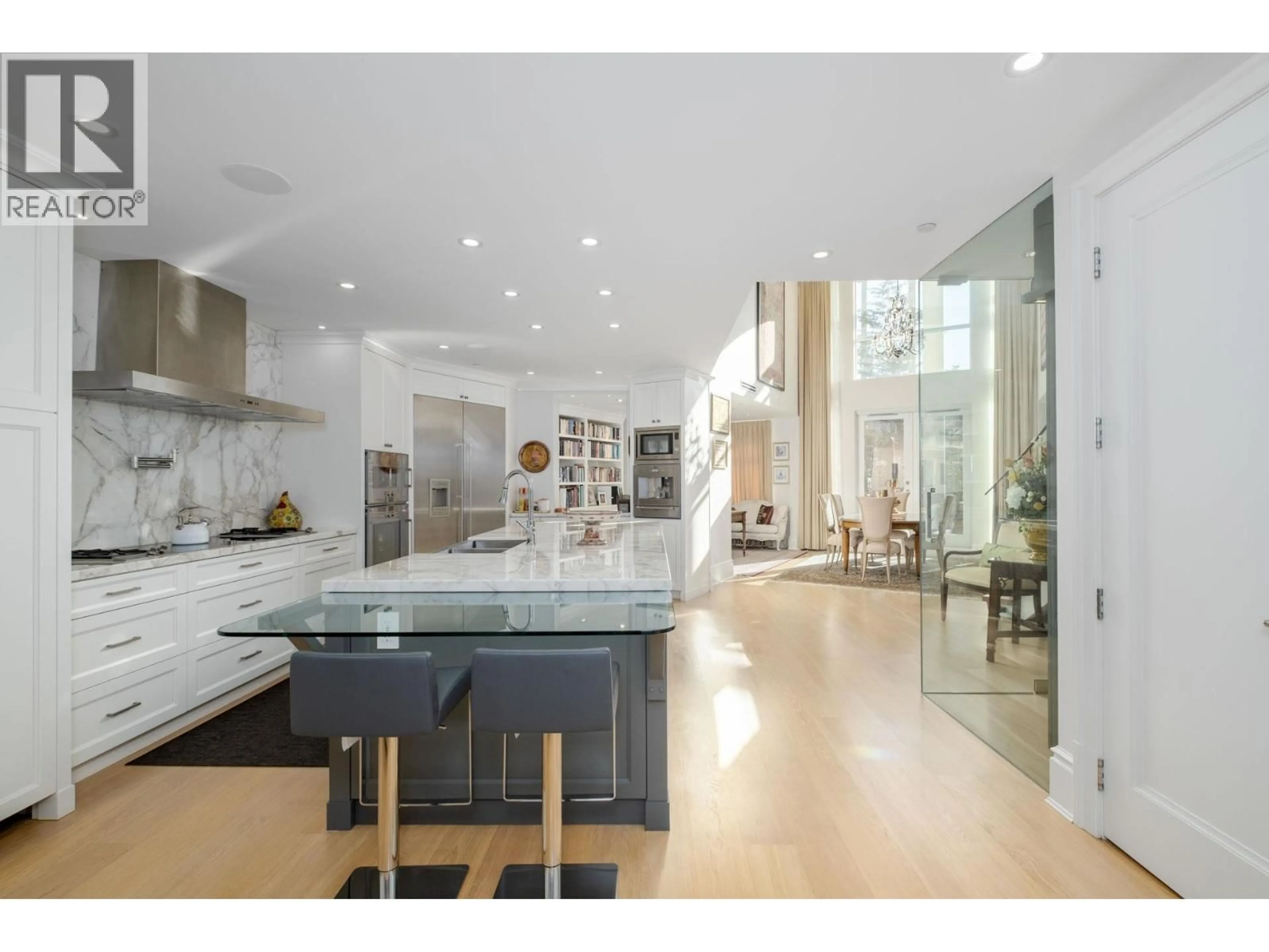 Open concept kitchen, ceramic/tile floor for 1258 RICHARDS STREET, Vancouver British Columbia V6B1S2