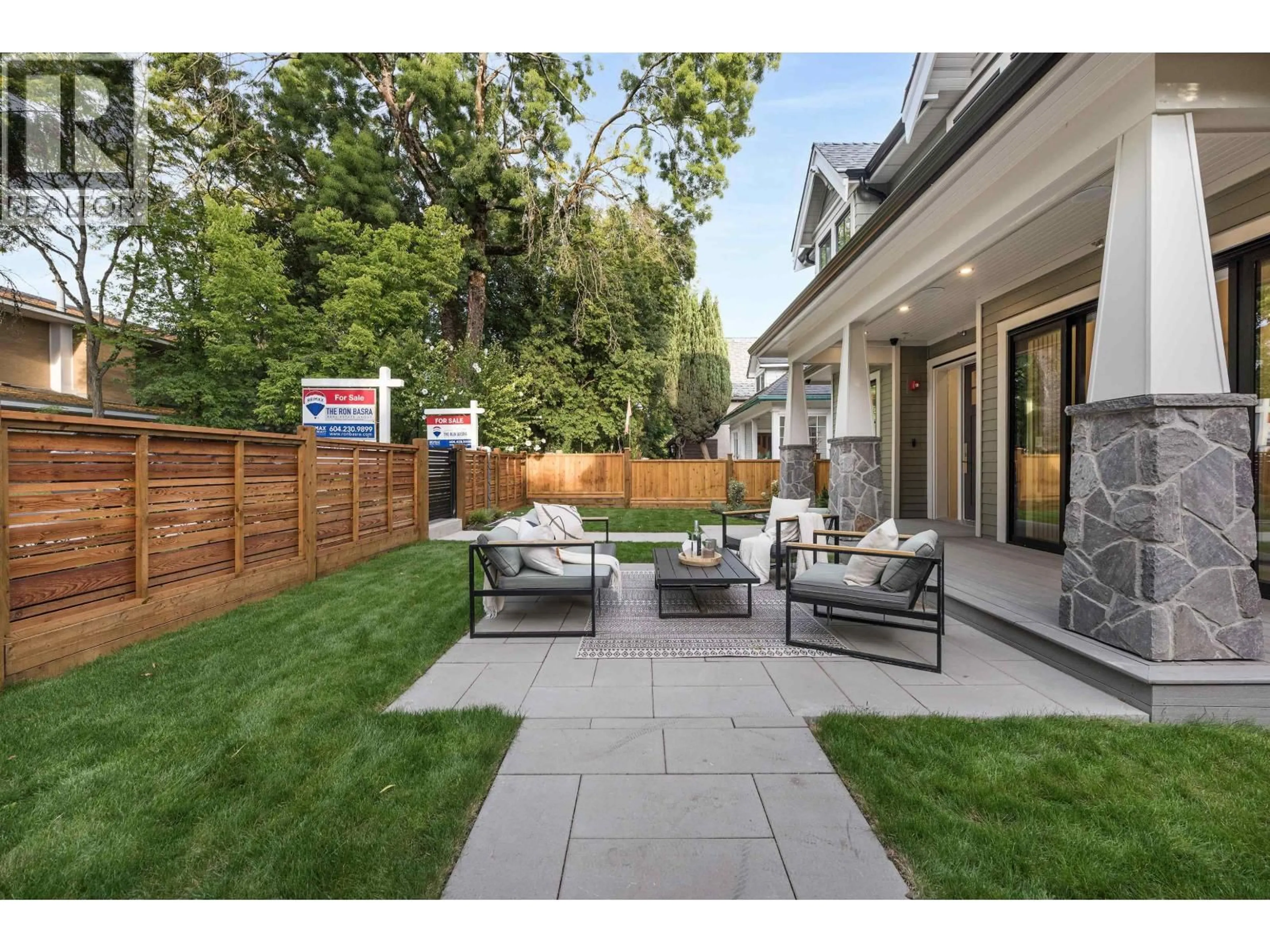 Patio, street for 1 - 2136 10 AVENUE, Vancouver British Columbia V5N1Y1