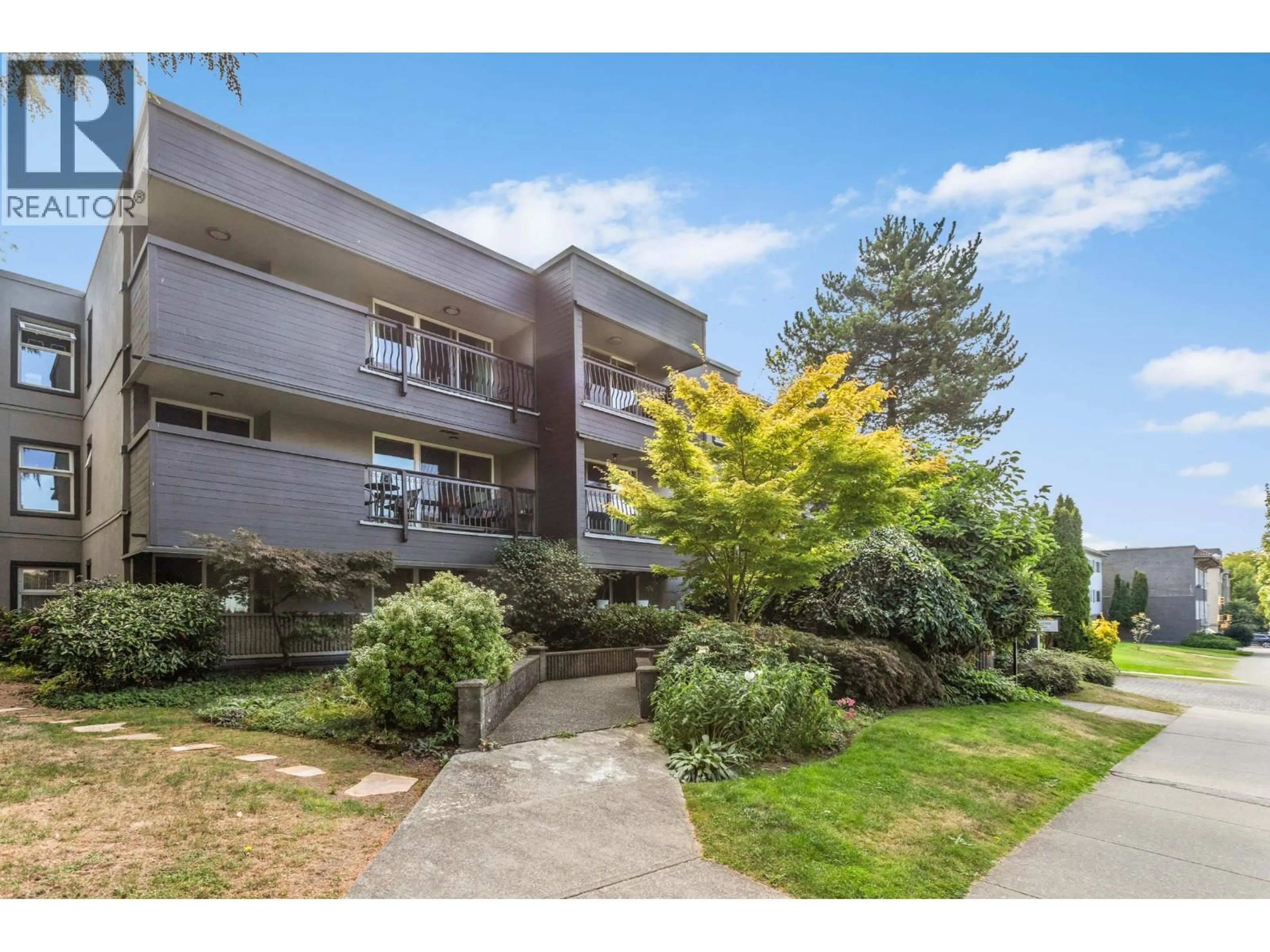 Unknown for 101 - 1352 10TH AVENUE, Vancouver British Columbia V6H1J6