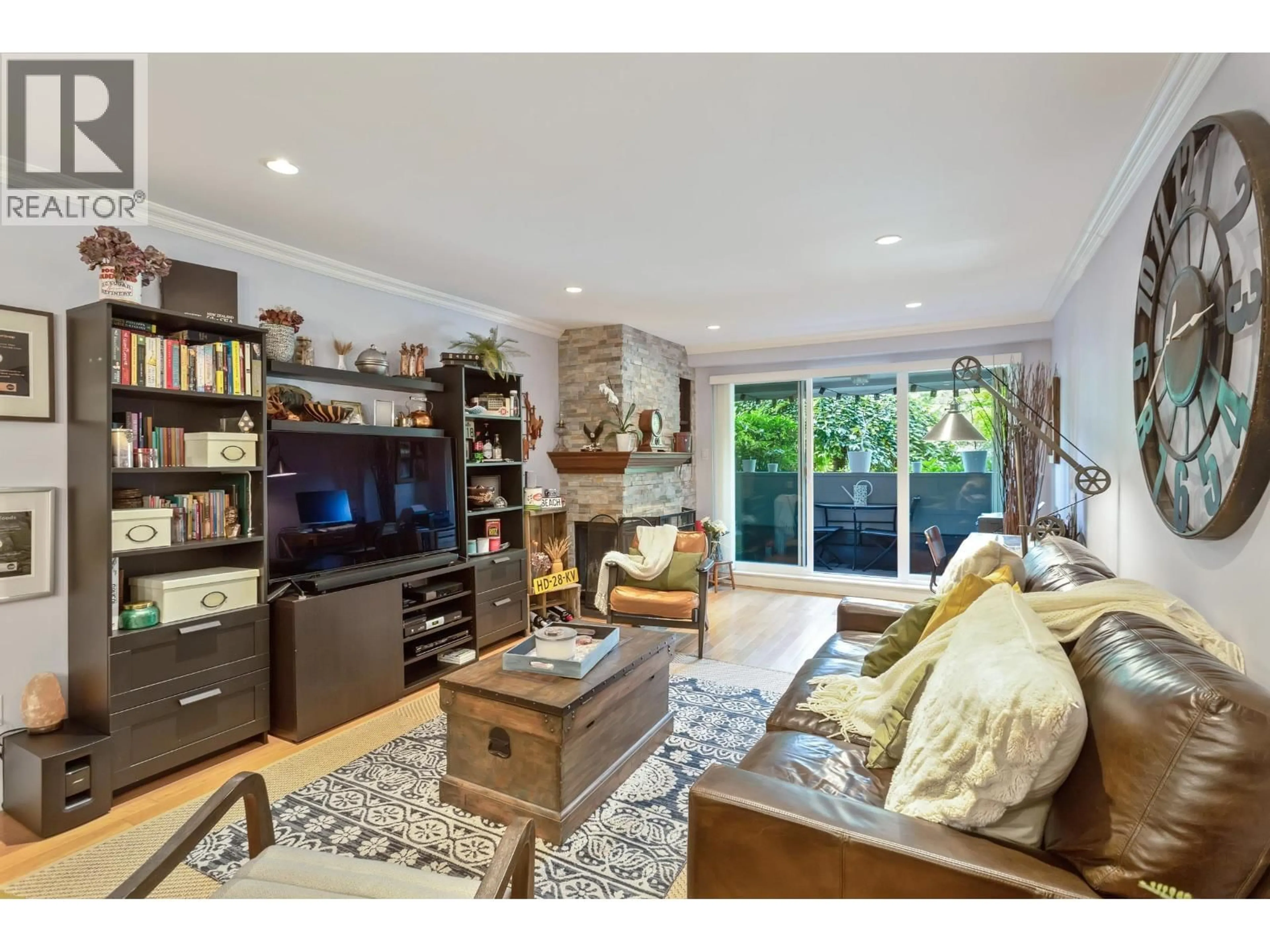 Living room with furniture, unknown for 101 - 1352 10TH AVENUE, Vancouver British Columbia V6H1J6