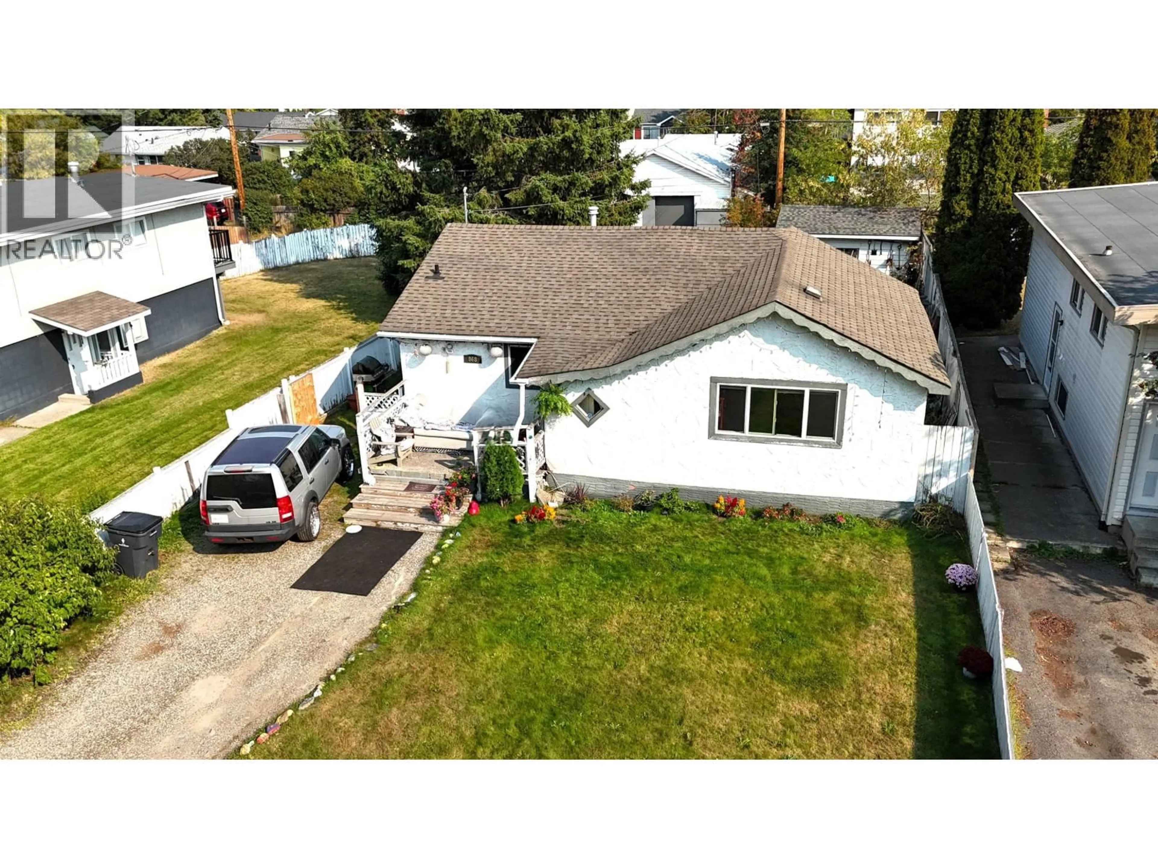 A pic from outside/outdoor area/front of a property/back of a property/a pic from drone, street for 868 FREEMAN STREET, Prince George British Columbia V2M2R5