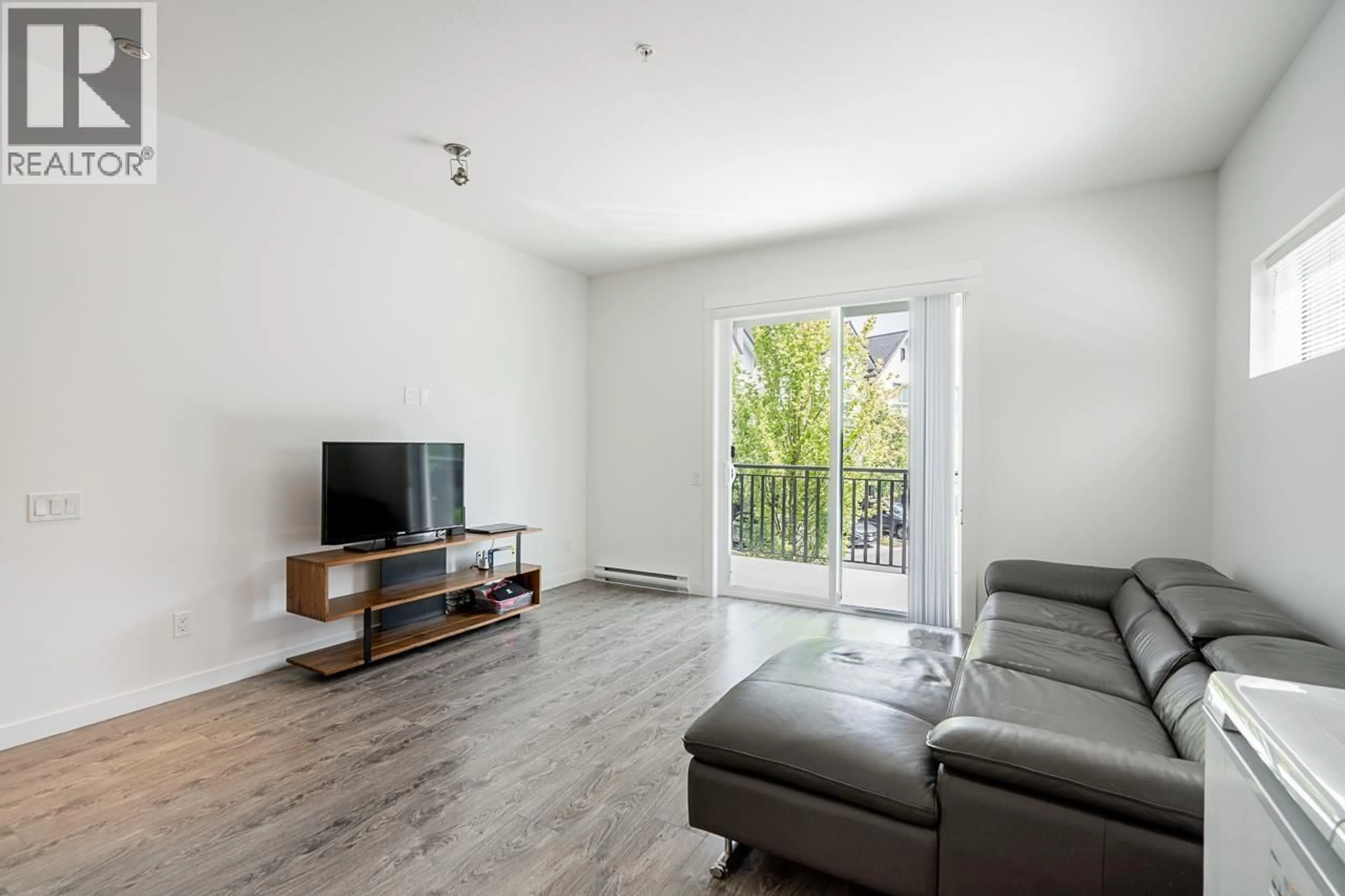 Living room with furniture, wood/laminate floor for 6 - 2325 RANGER LANE, Port Coquitlam British Columbia V3B0K7