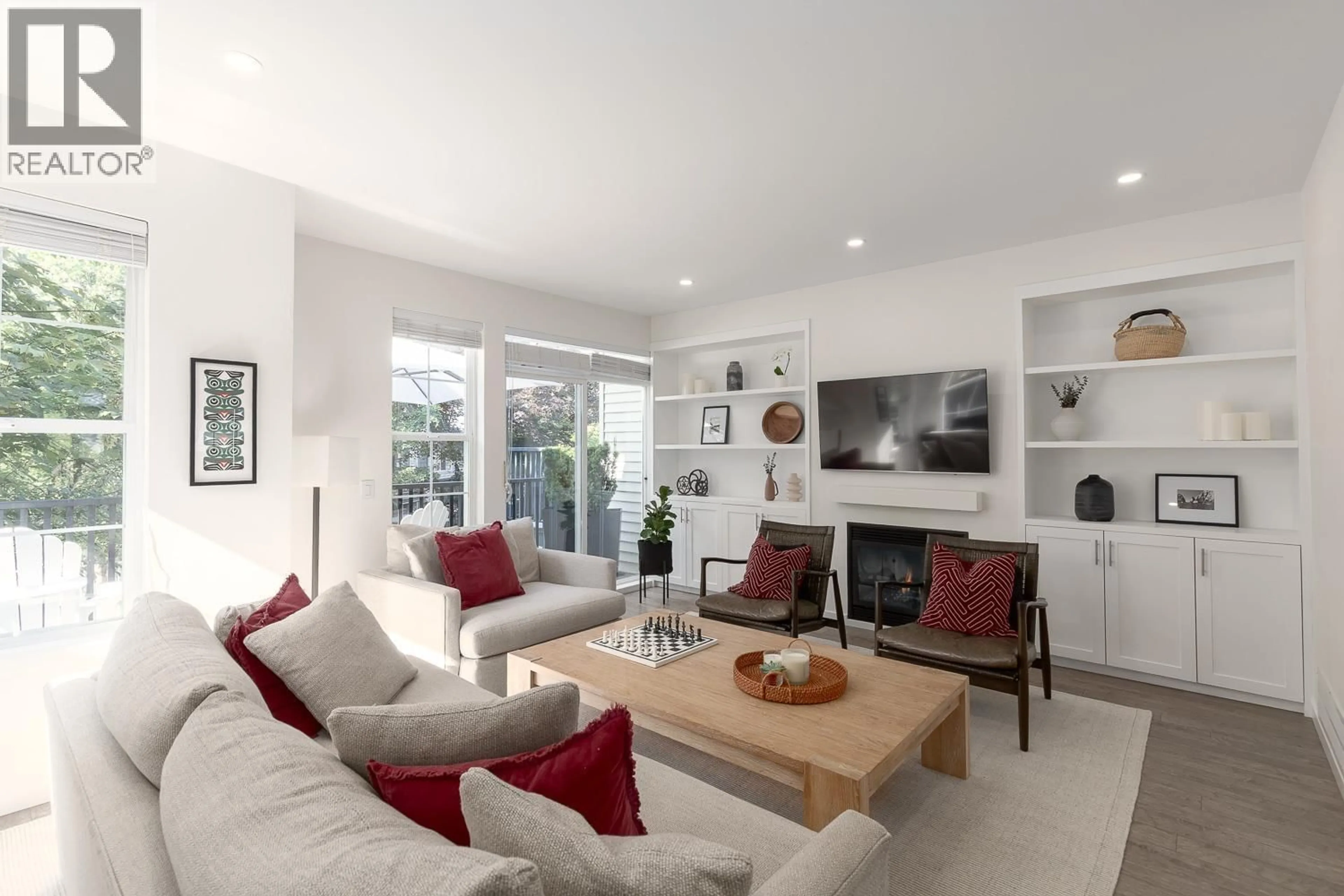 Living room with furniture, unknown for 45 - 2200 PANORAMA DRIVE, Port Moody British Columbia V3H5M2