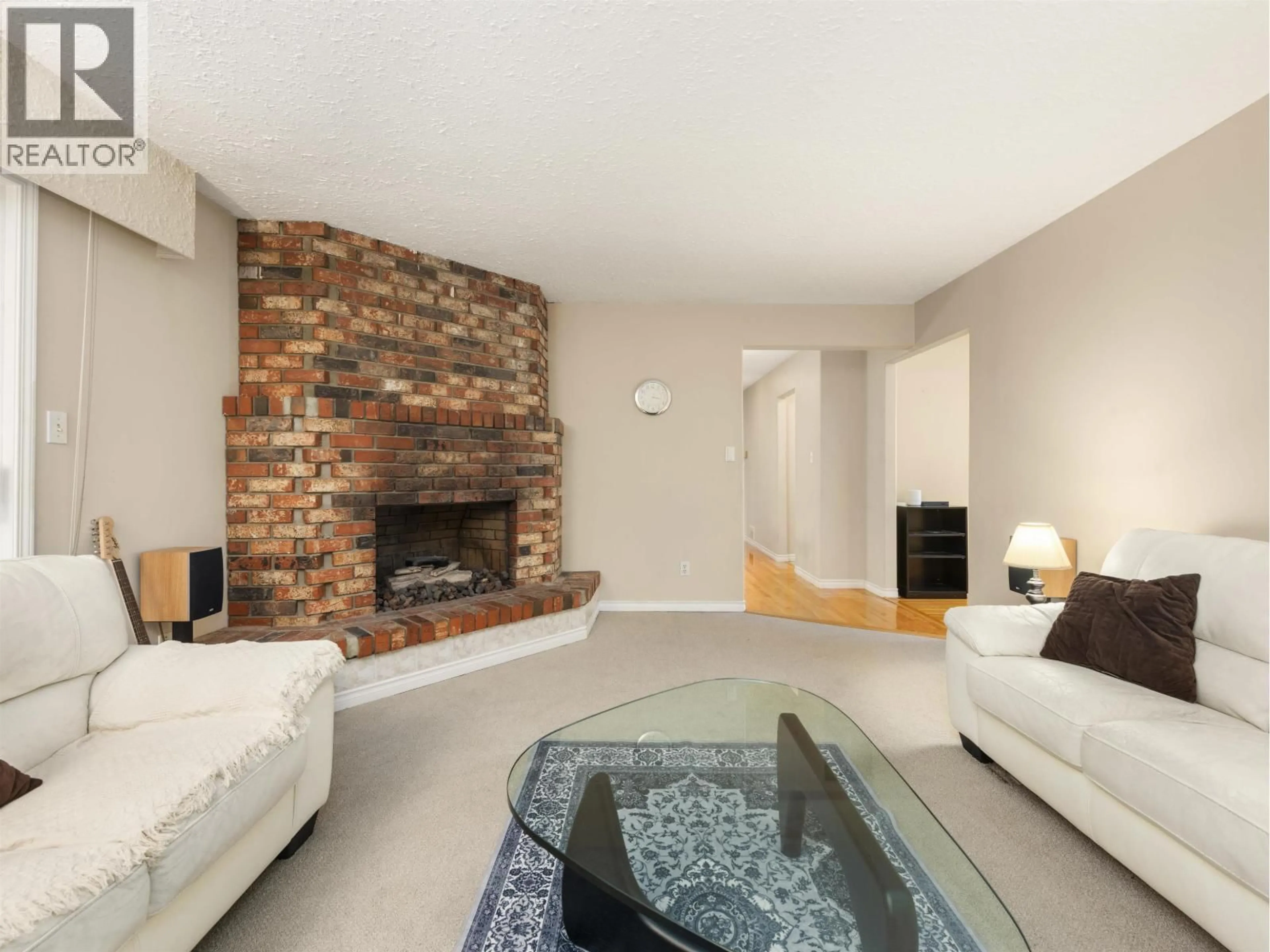Living room with furniture, unknown for 1224 23RD STREET, North Vancouver British Columbia V7P2H4