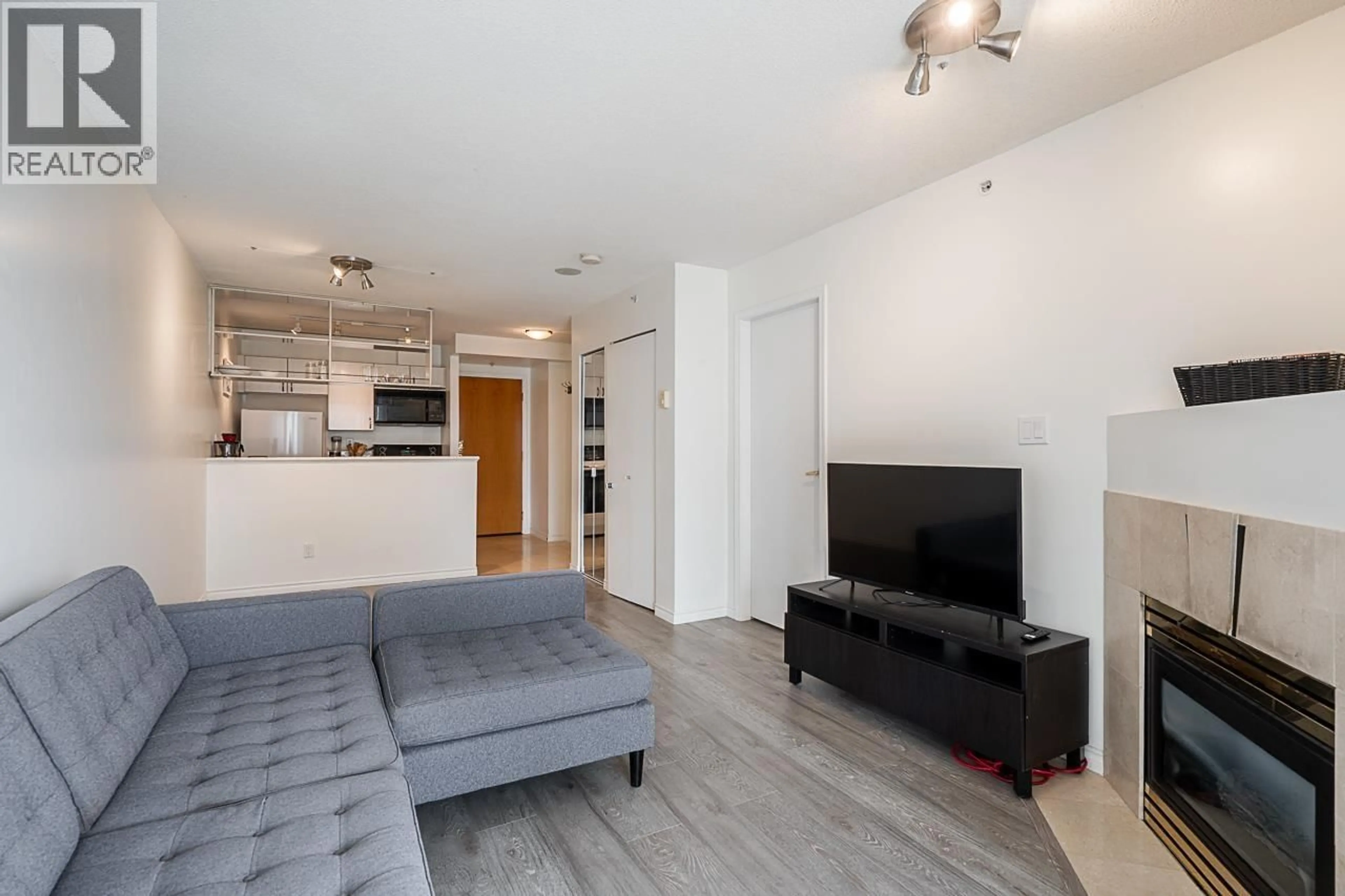 Living room with furniture, unknown for 2408 - 939 HOMER STREET, Vancouver British Columbia V6B2W6