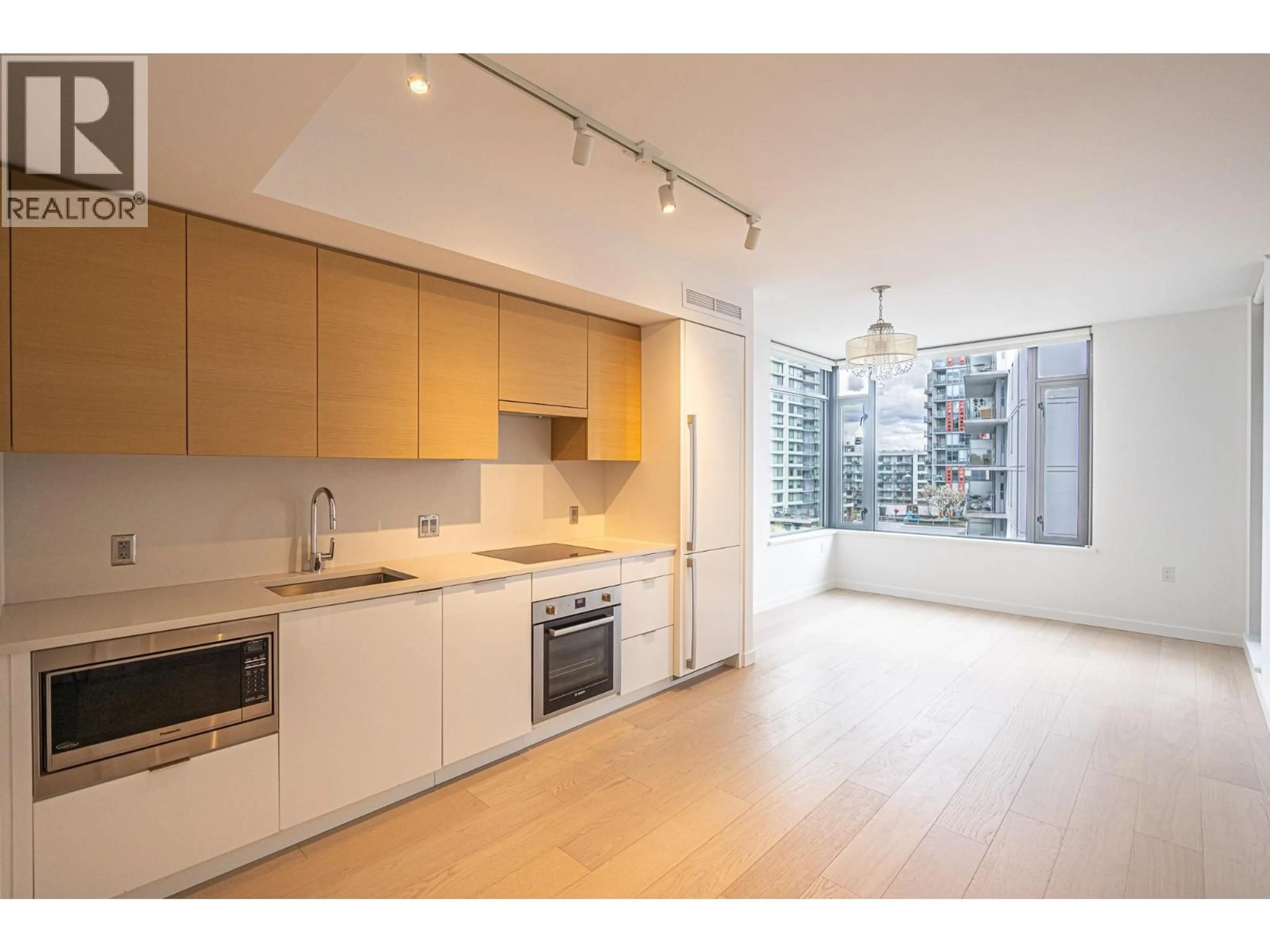 Standard kitchen, unknown for 701 - 1688 PULLMAN PORTER STREET, Vancouver British Columbia V6A0H3