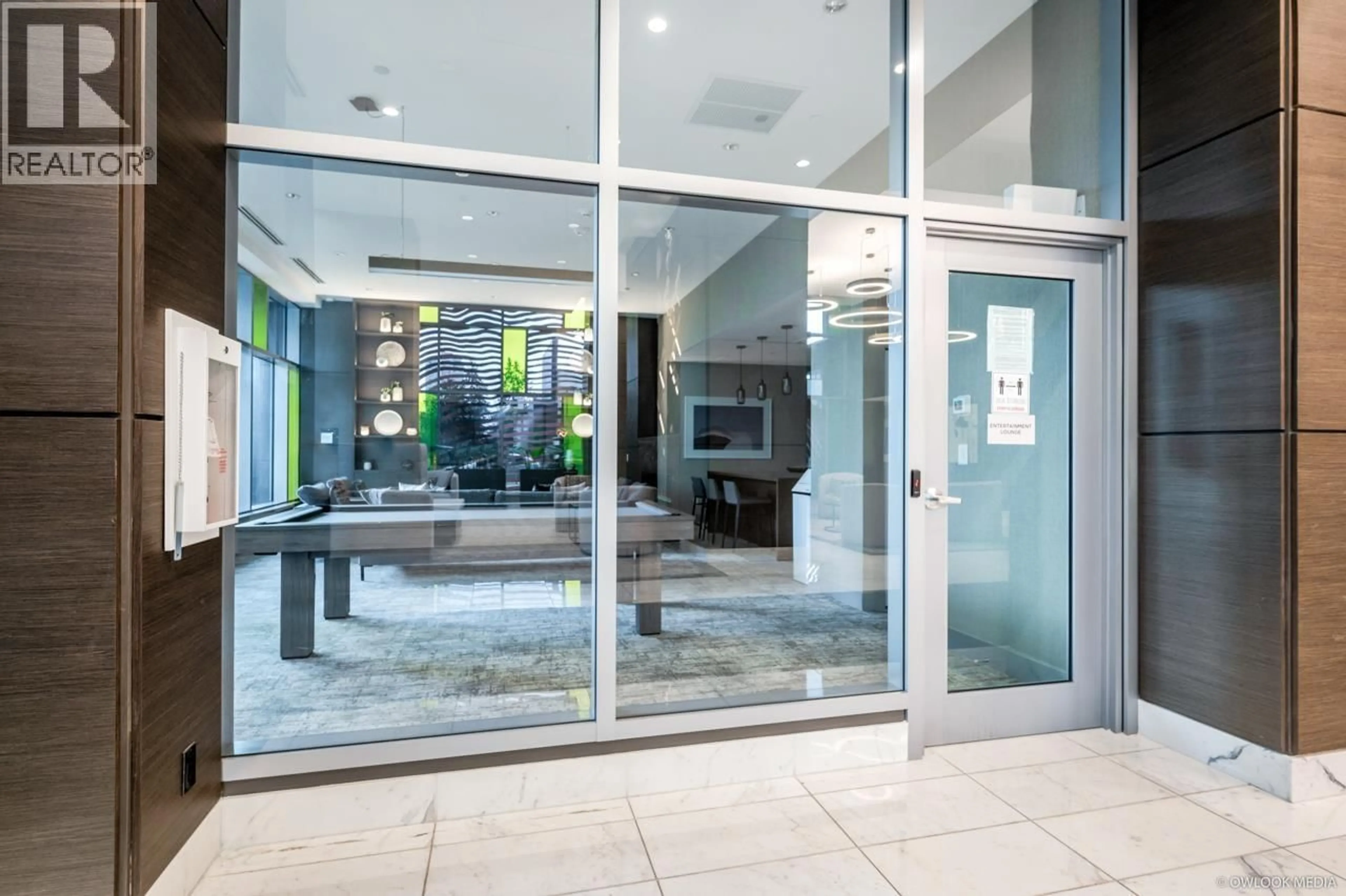 Indoor foyer for 2406 - 6700 DUNBLANE AVENUE, Burnaby British Columbia V5H0J3