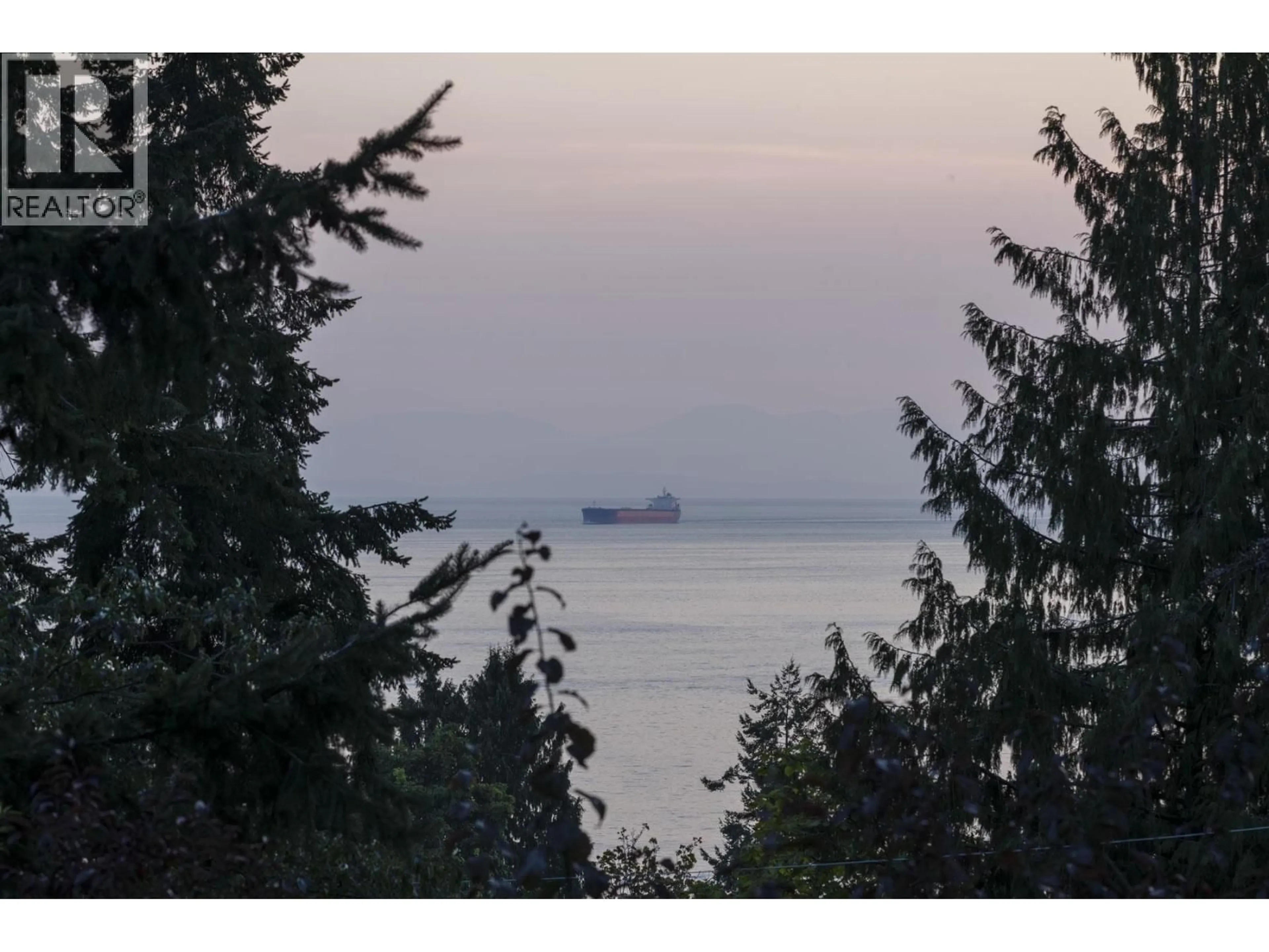 Blurry image for 3090 MATHERS AVENUE, West Vancouver British Columbia V7V2K4