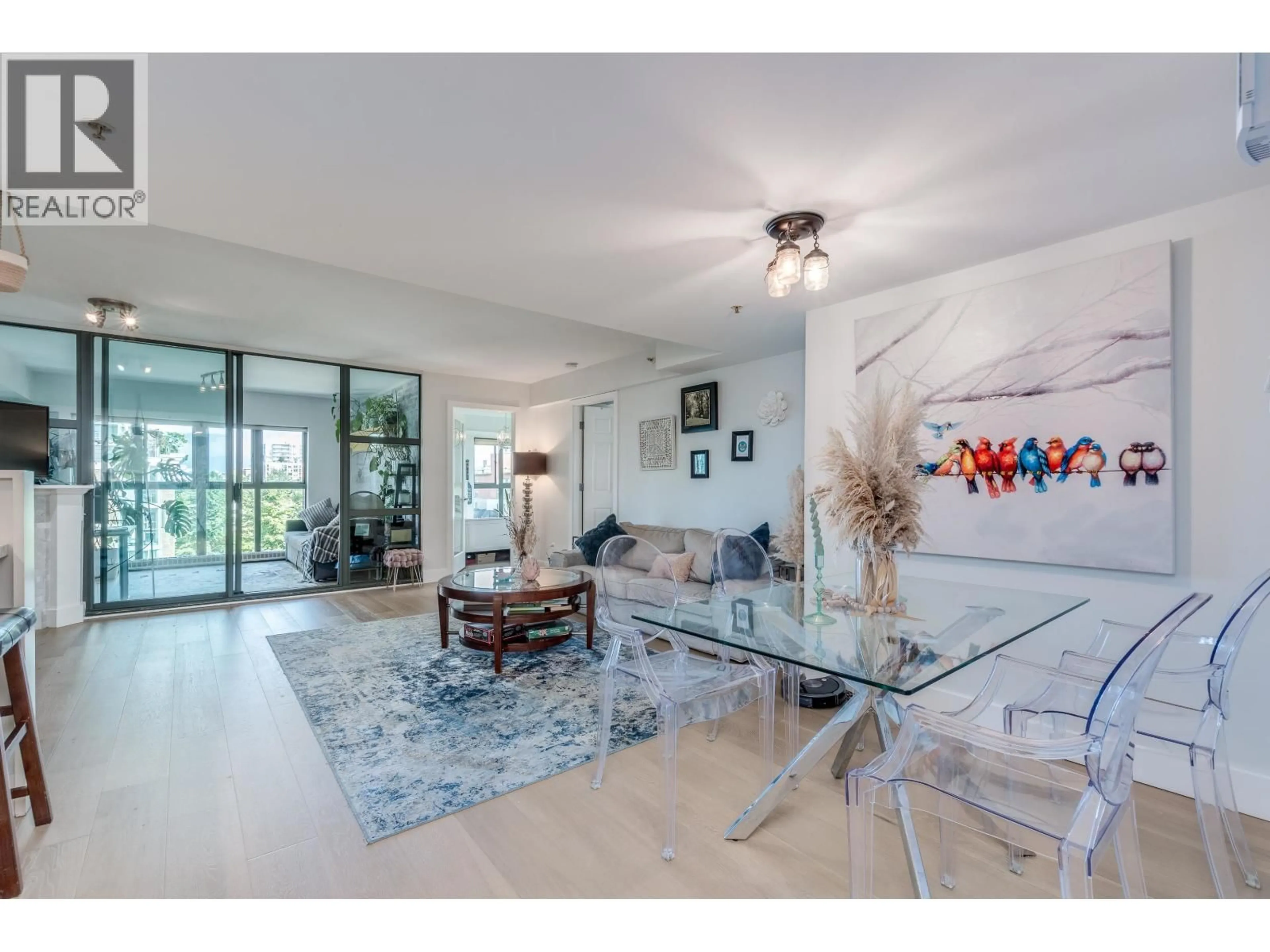 Unknown for 601 - 1128 QUEBEC STREET, Vancouver British Columbia V6A4E1