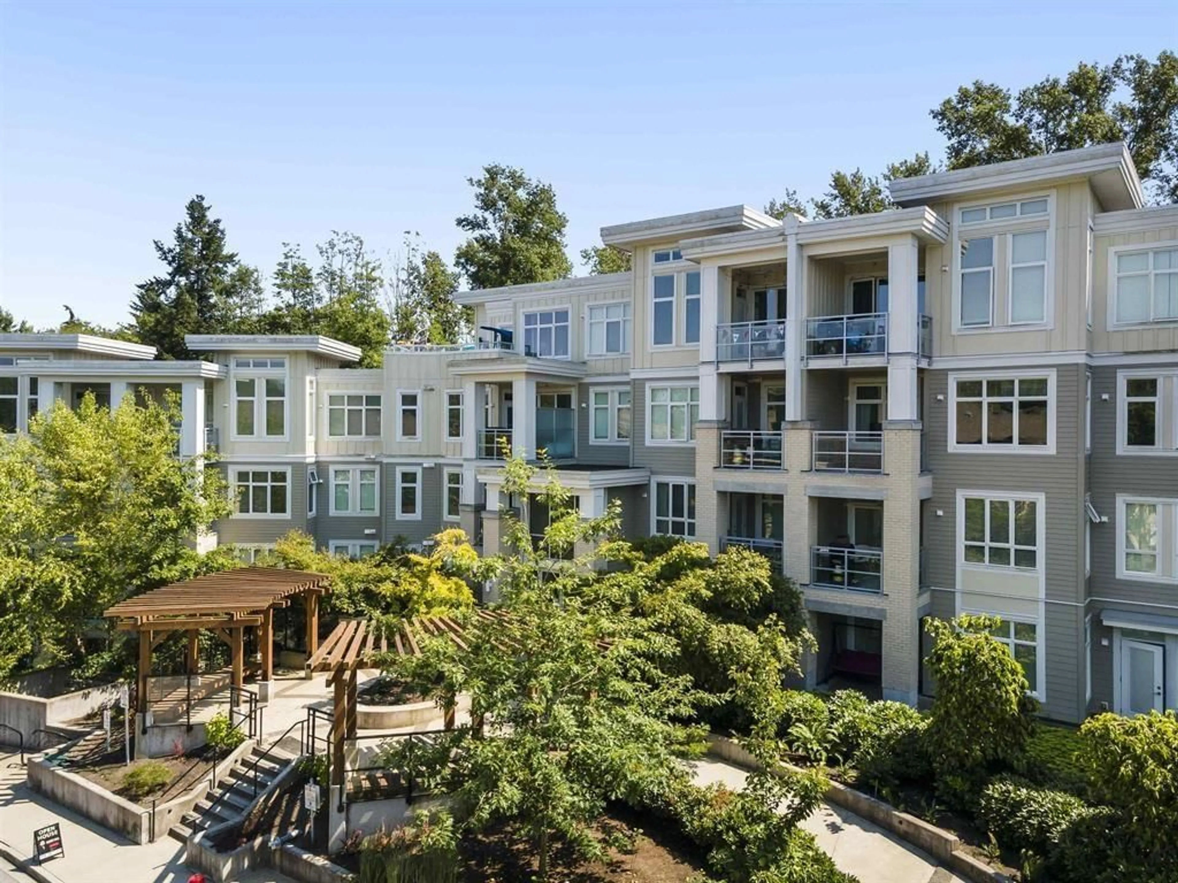 A pic from outside/outdoor area/front of a property/back of a property/a pic from drone, unknown for 509 - 15436 31, Surrey British Columbia V3Z1H3