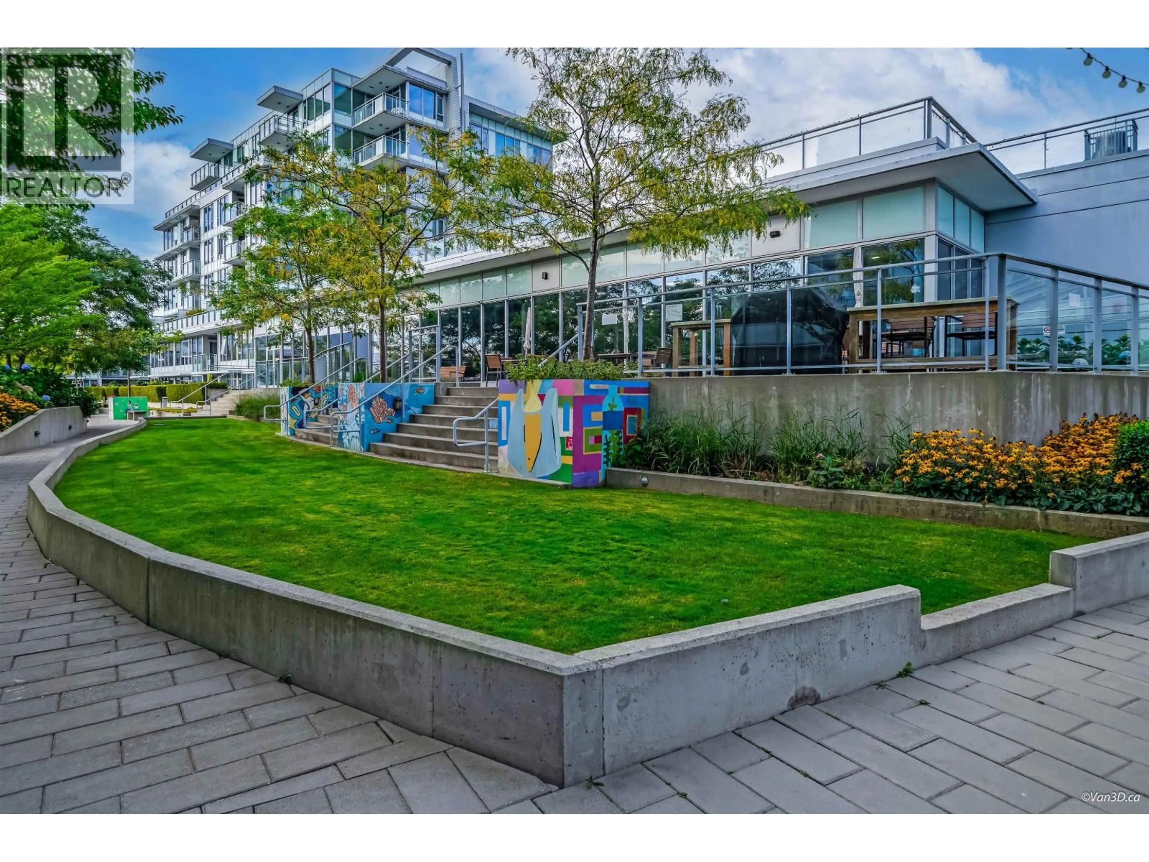 Patio, street for 6016 - 5511 HOLLYBRIDGE WAY, Richmond British Columbia V7C0A3