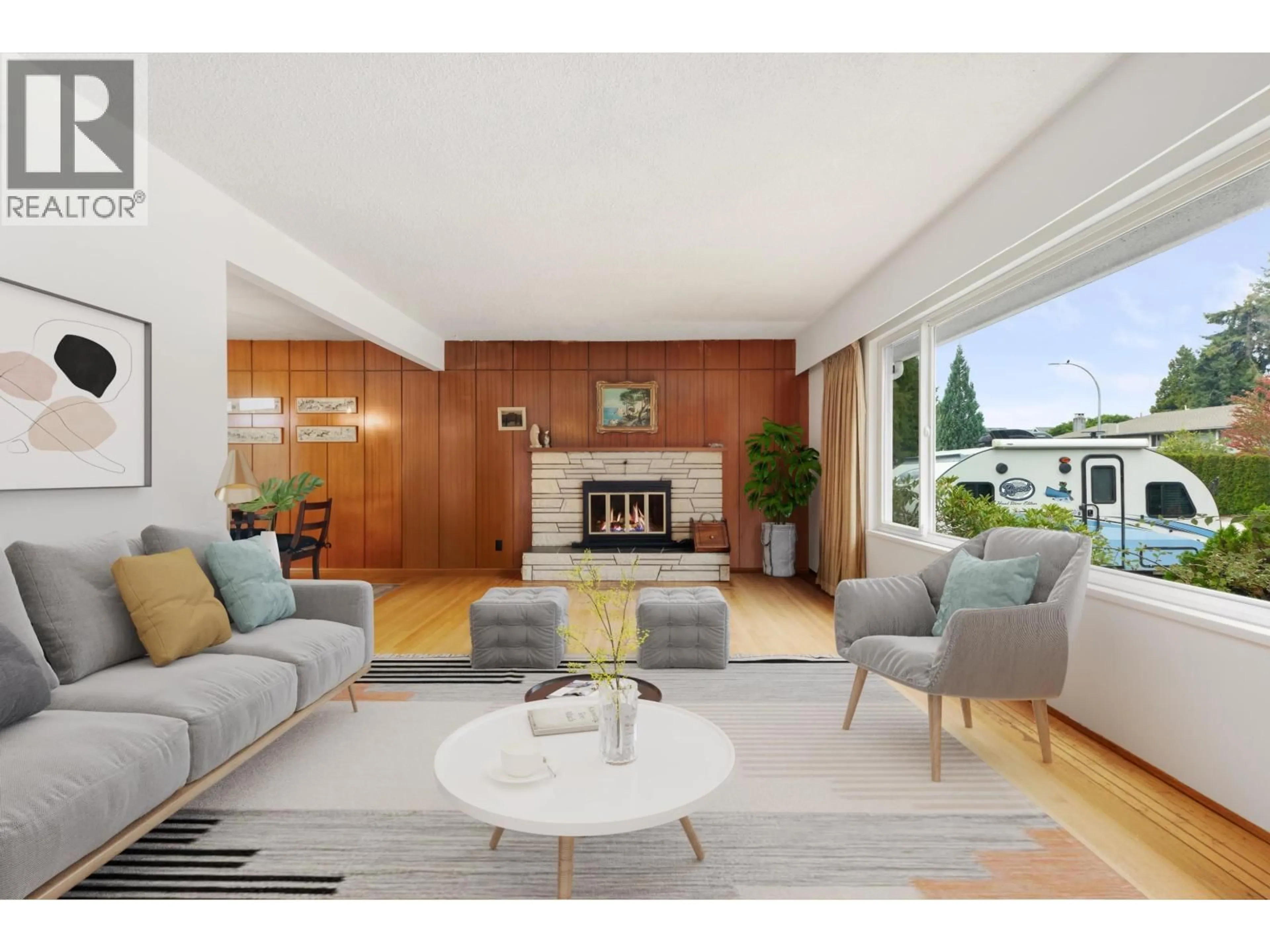 Living room with furniture, unknown for 5456 8A AVENUE, Delta British Columbia V4M1V1