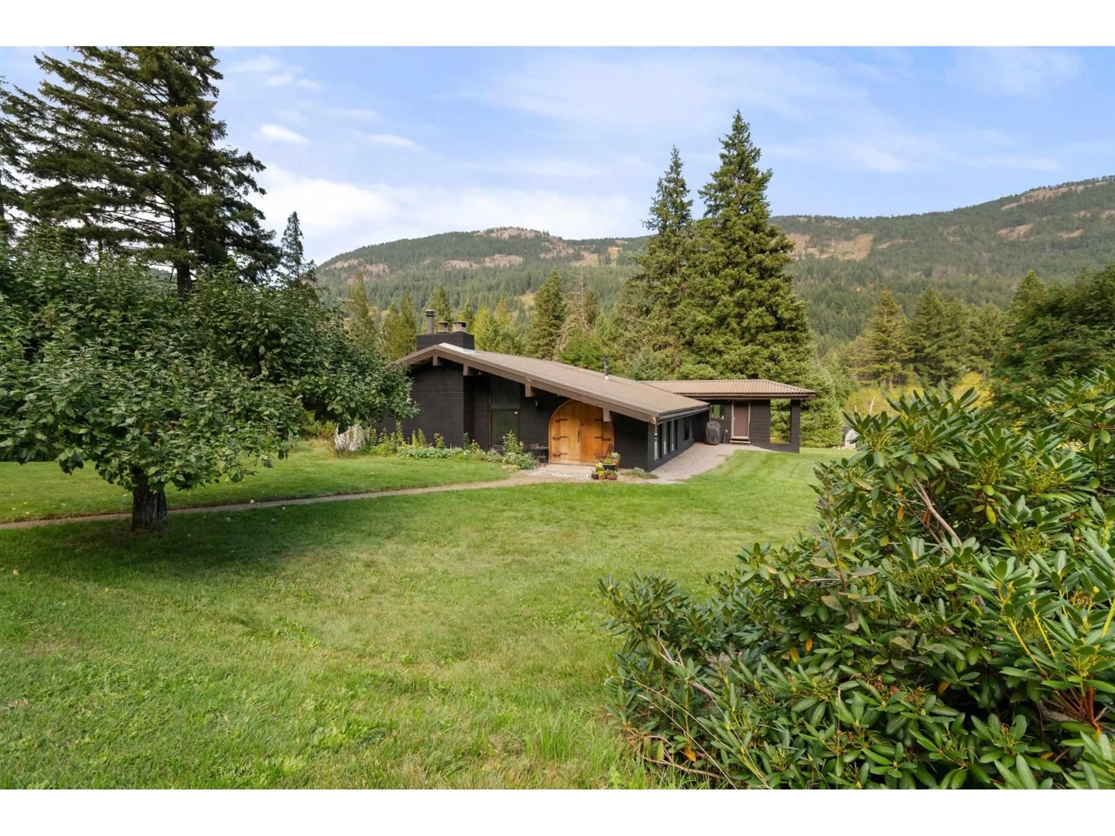 Unknown for 50900 CHAUMOX ROAD, Boston Bar / Lytton British Columbia V0X1C1