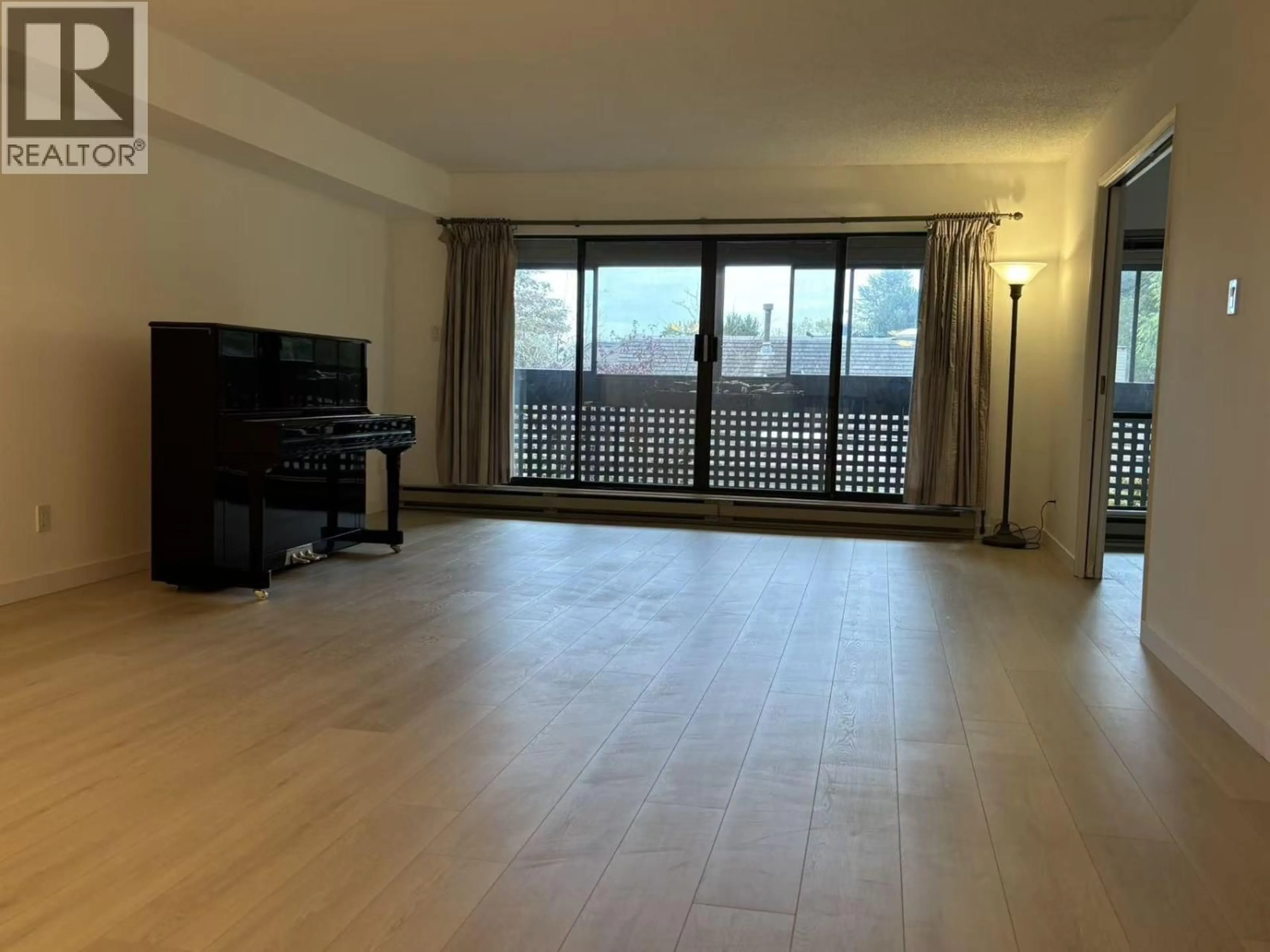 A pic of a room for 201 - 444 49TH AVENUE, Vancouver British Columbia V5Y2V4