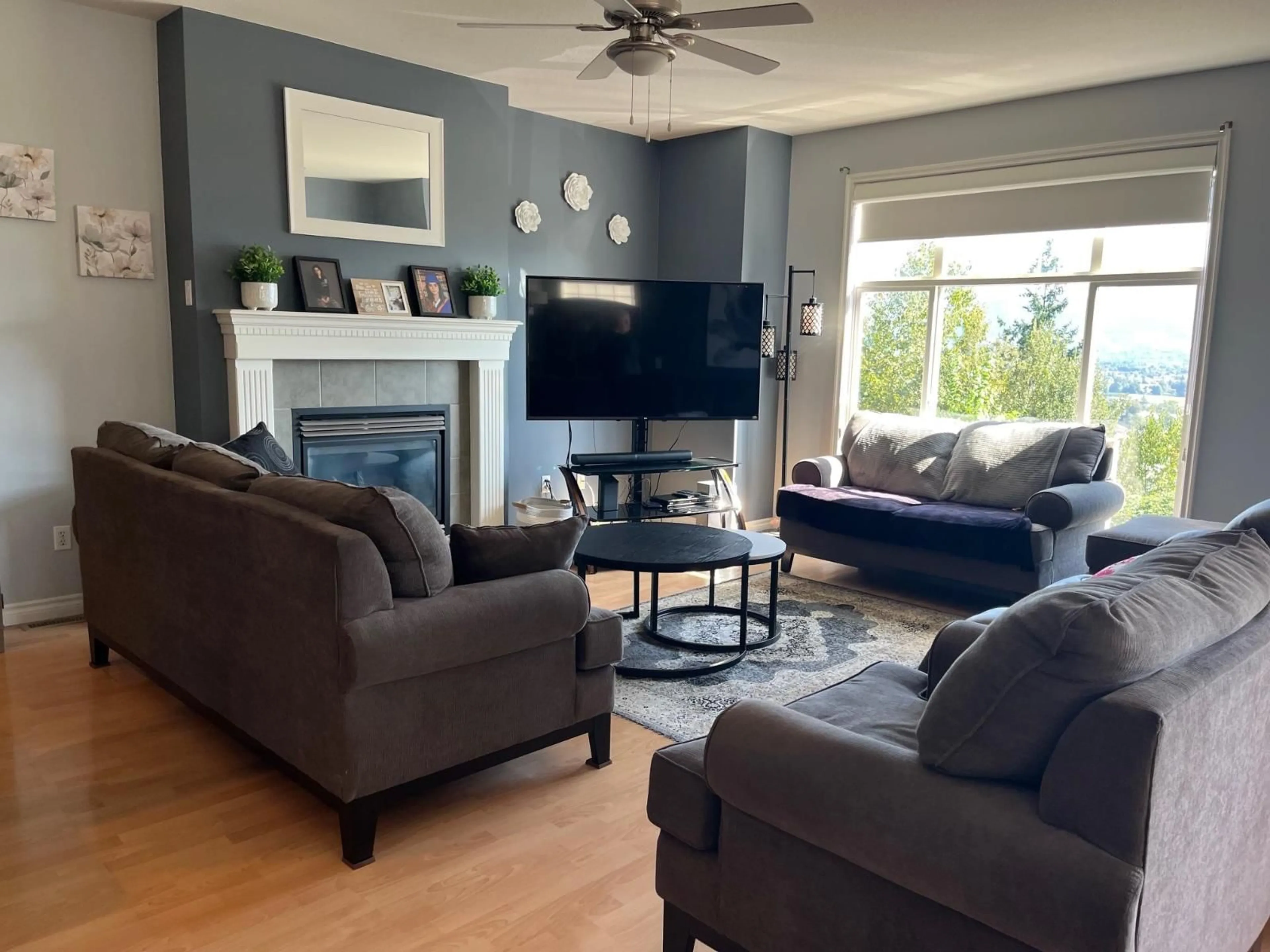 Living room with furniture, unknown for 70 - 8590 SUNRISE DRIVE, Chilliwack British Columbia V2R3Z4
