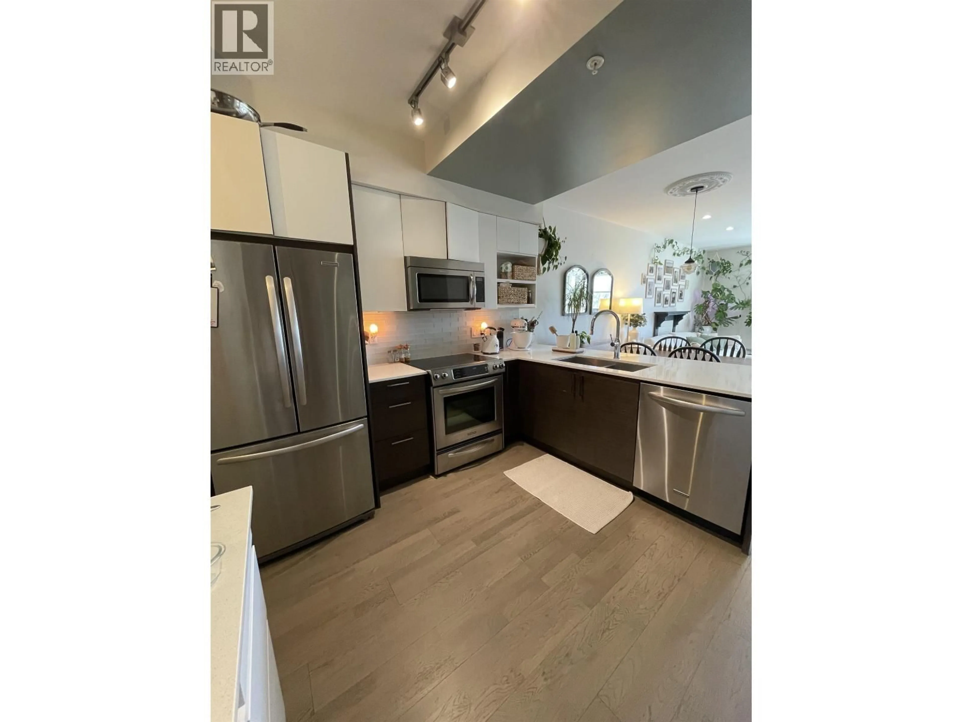 Open concept kitchen, unknown for 306 - 2267 PITT RIVER ROAD, Port Coquitlam British Columbia V3C1R7