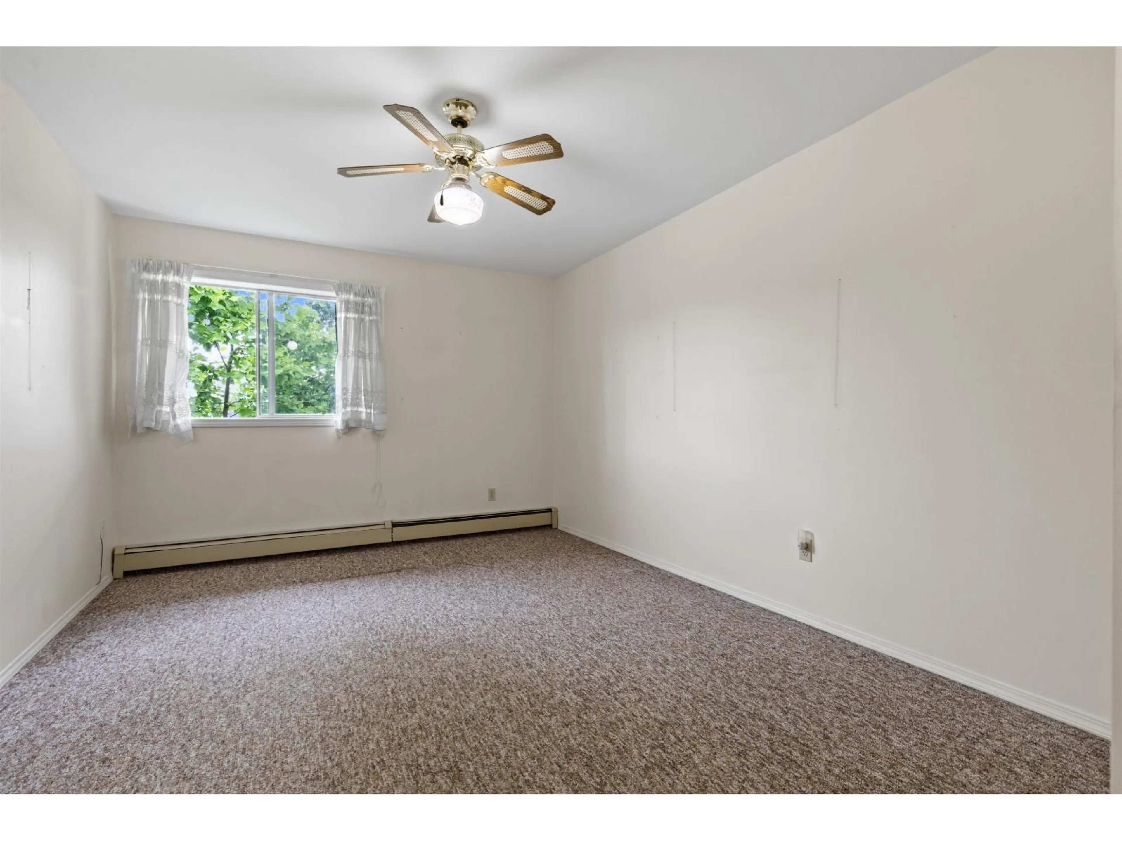A pic of a room for 306 - 32823 LANDEAU, Abbotsford British Columbia V2S6S6