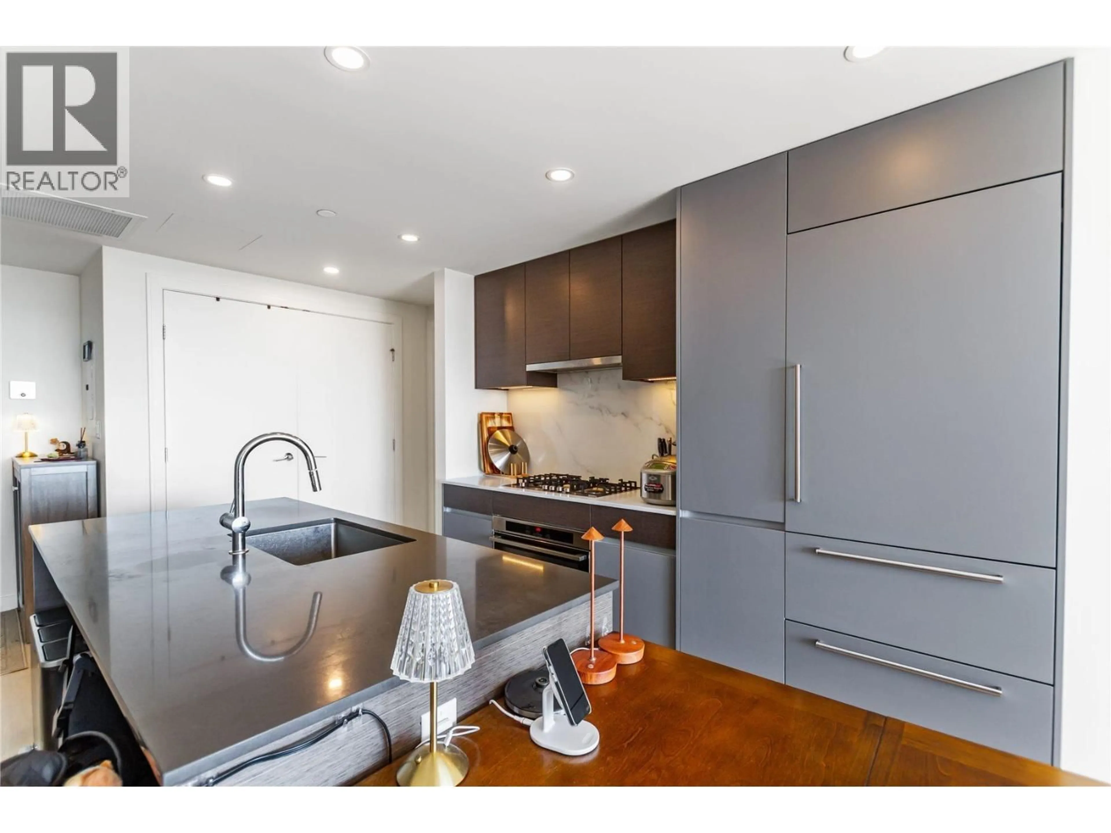 Unknown for 1405 - 200 KLAHANIE COURT, West Vancouver British Columbia V7P0E4
