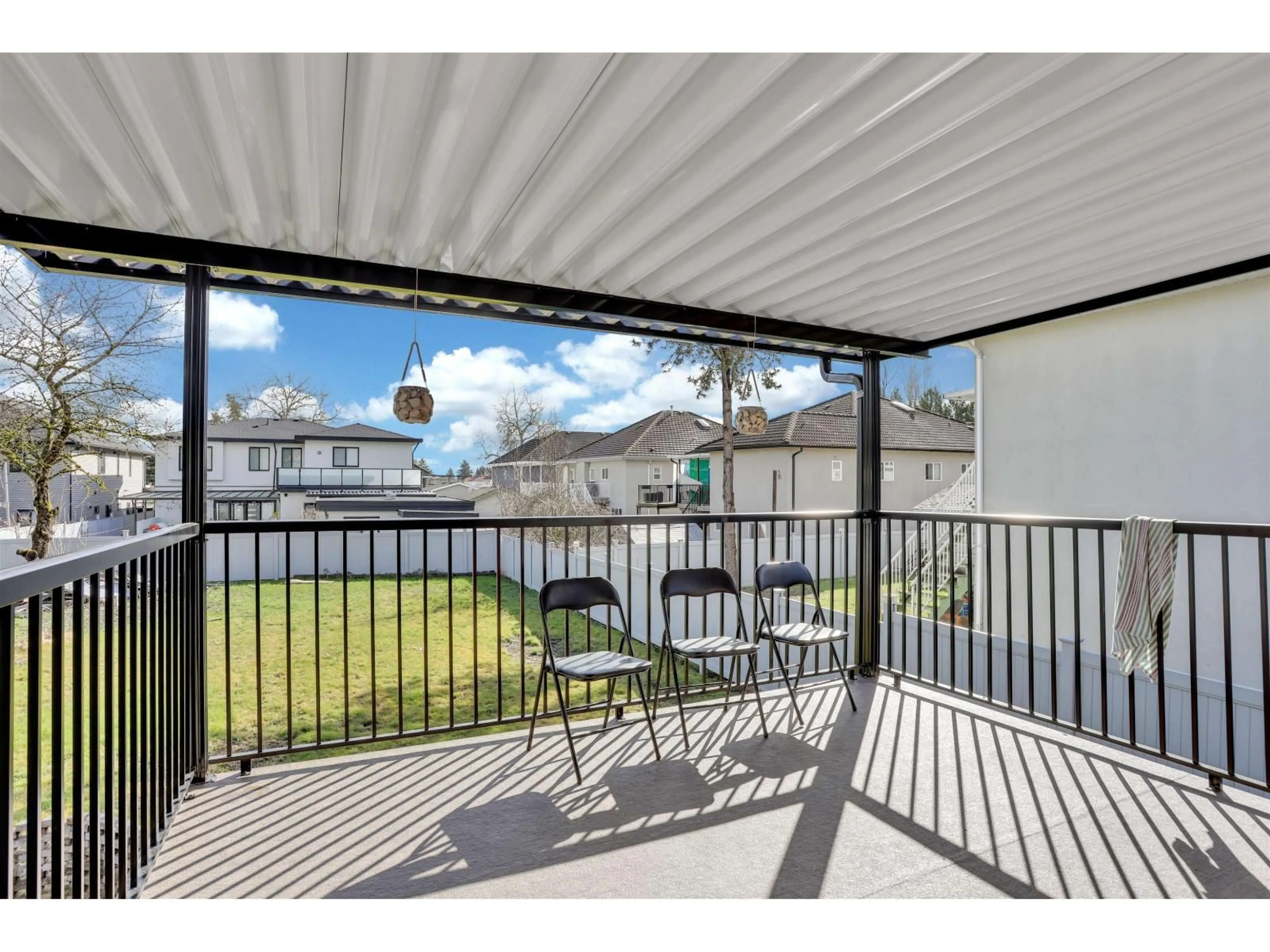 Patio, unknown for 9024 123A, Surrey British Columbia V3V6K3