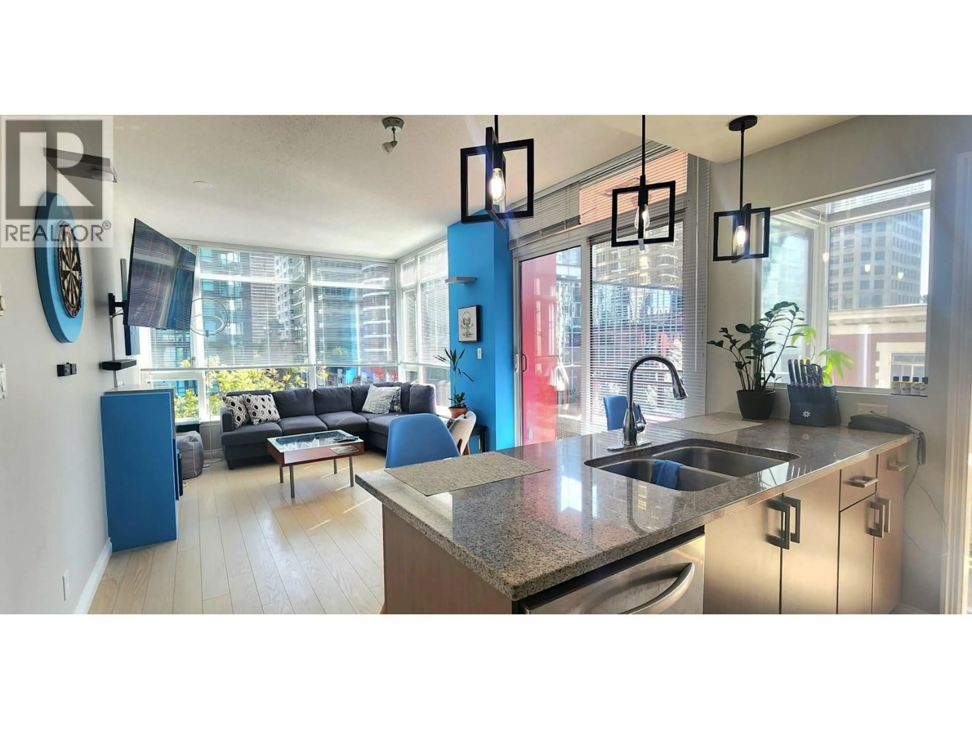 Open concept kitchen, ceramic/tile floor for 702 - 1211 MELVILLE STREET, Vancouver British Columbia V6E0A7