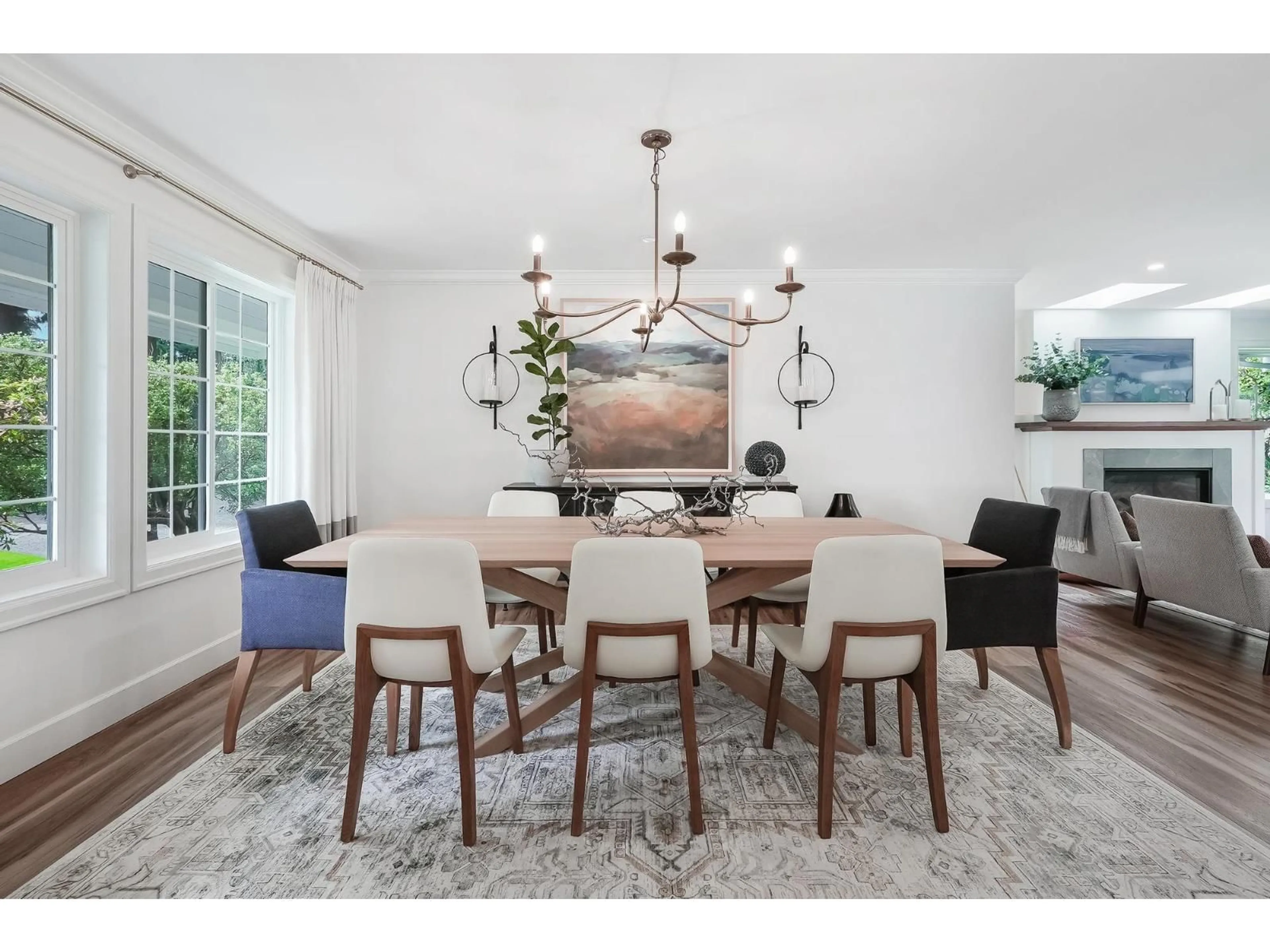 Dining room, unknown for 1943 133B, Surrey British Columbia V4A7S7