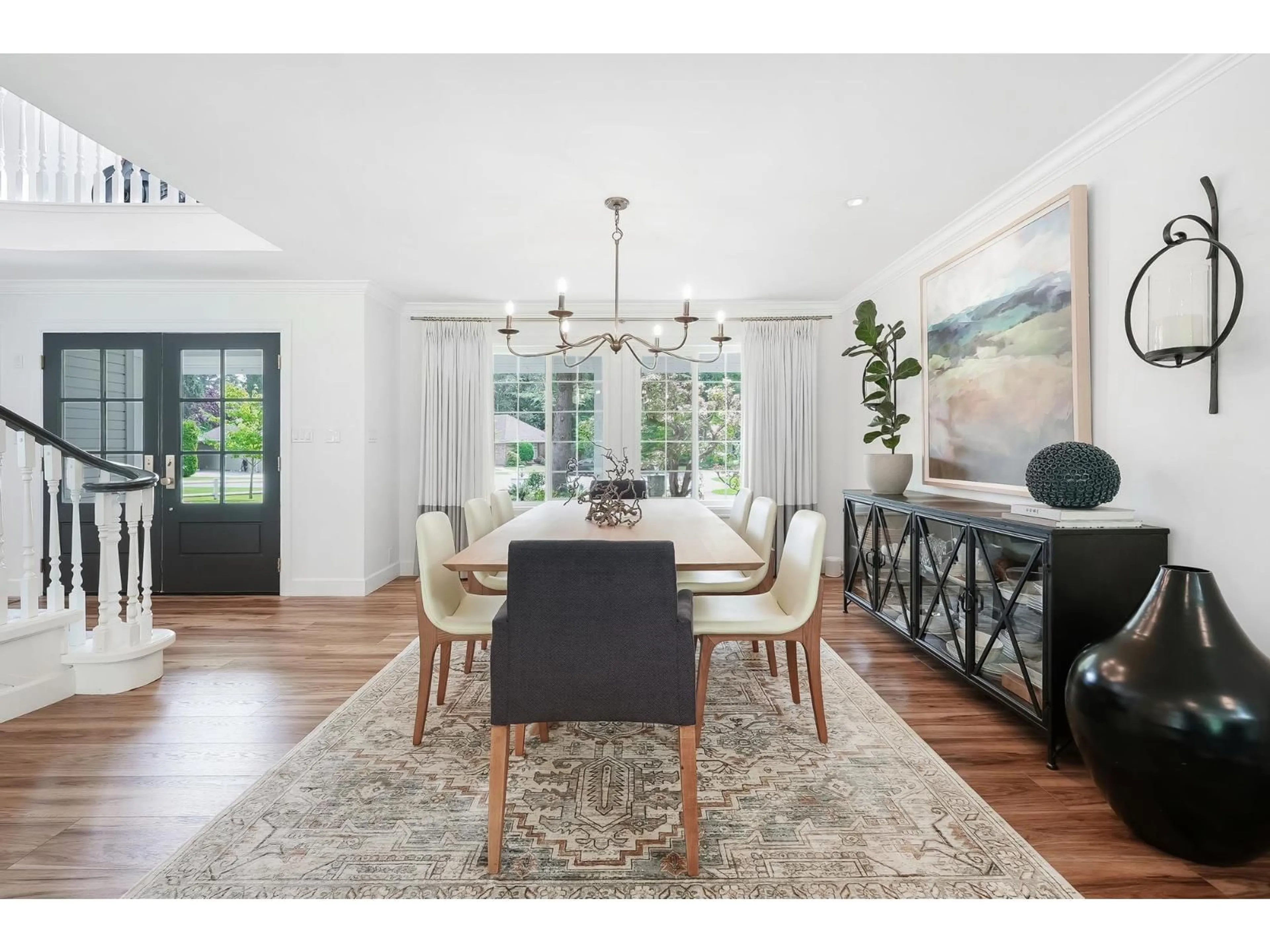 Dining room, unknown for 1943 133B, Surrey British Columbia V4A7S7