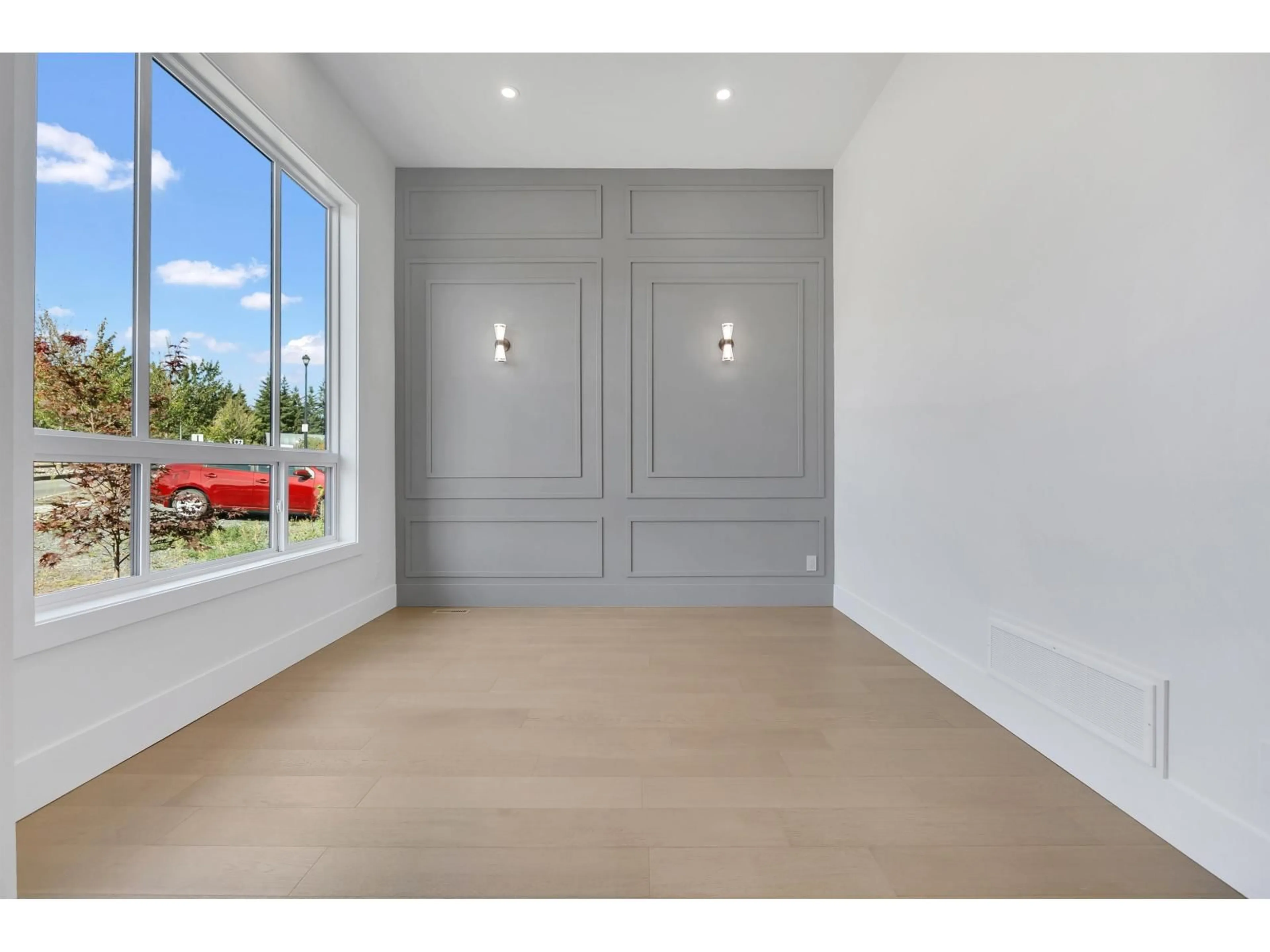 Indoor entryway for 2378 MERLOT, Abbotsford British Columbia V4X0A6