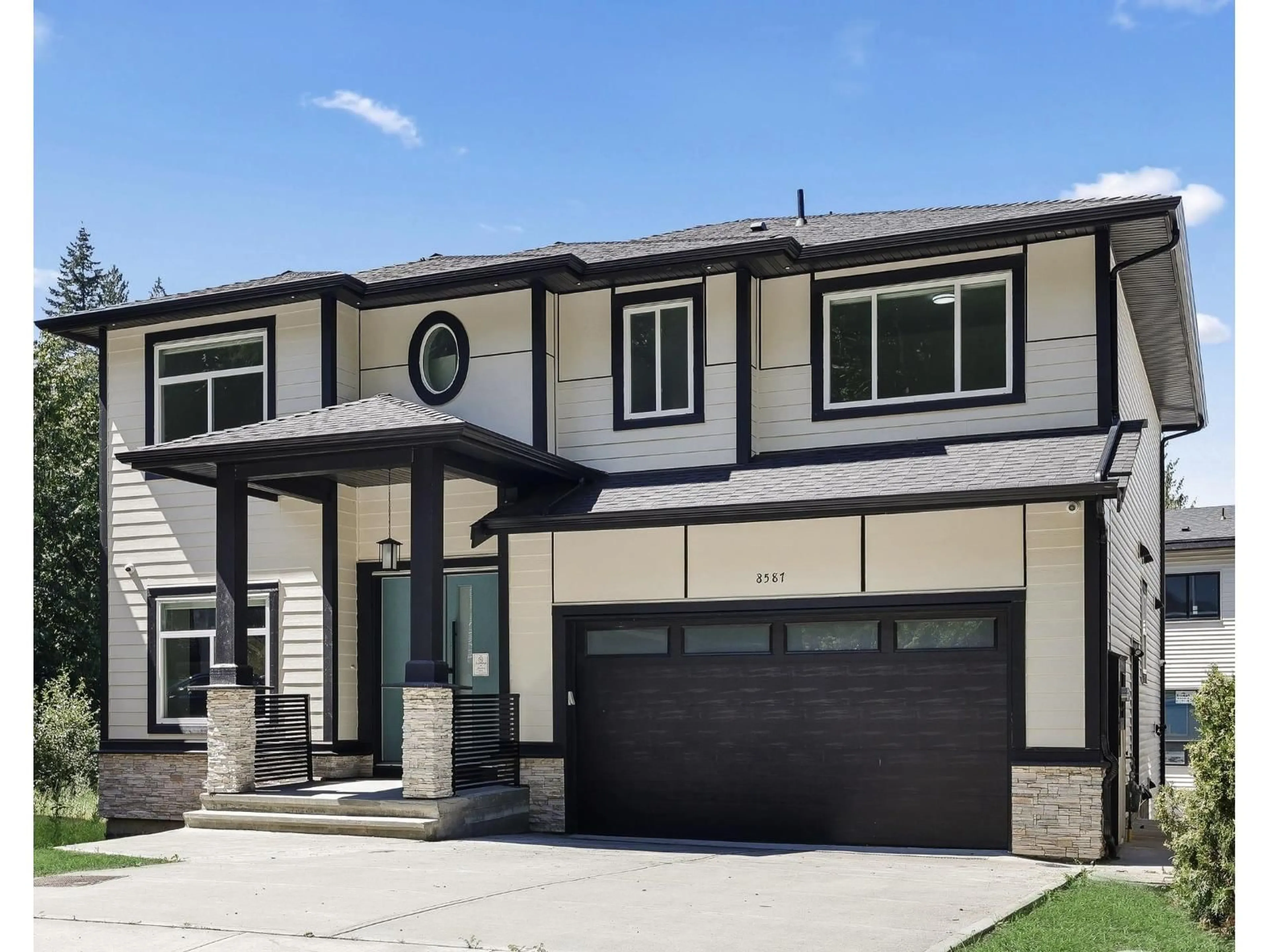 Home with vinyl exterior material, street for 8587 FOREST GATE DRIVE, Chilliwack British Columbia V4Z0C7