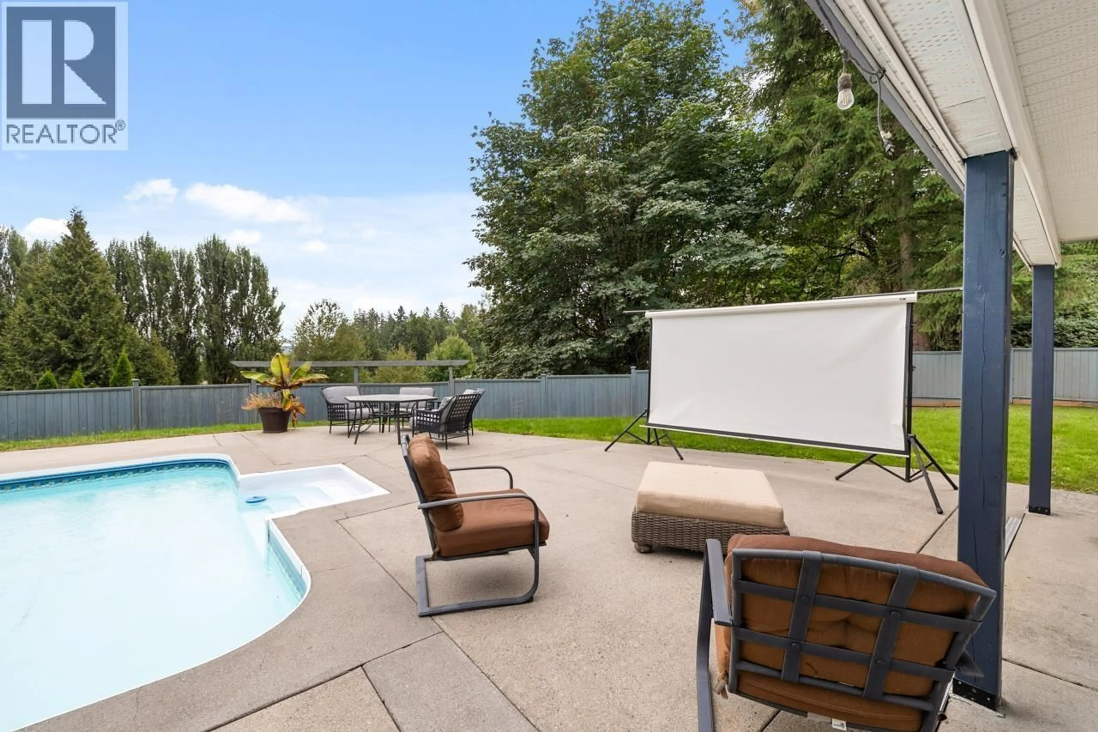 Patio, water/lake/river/ocean view for 15333 SHERIDAN DRIVE, Pitt Meadows British Columbia V3Y2T9