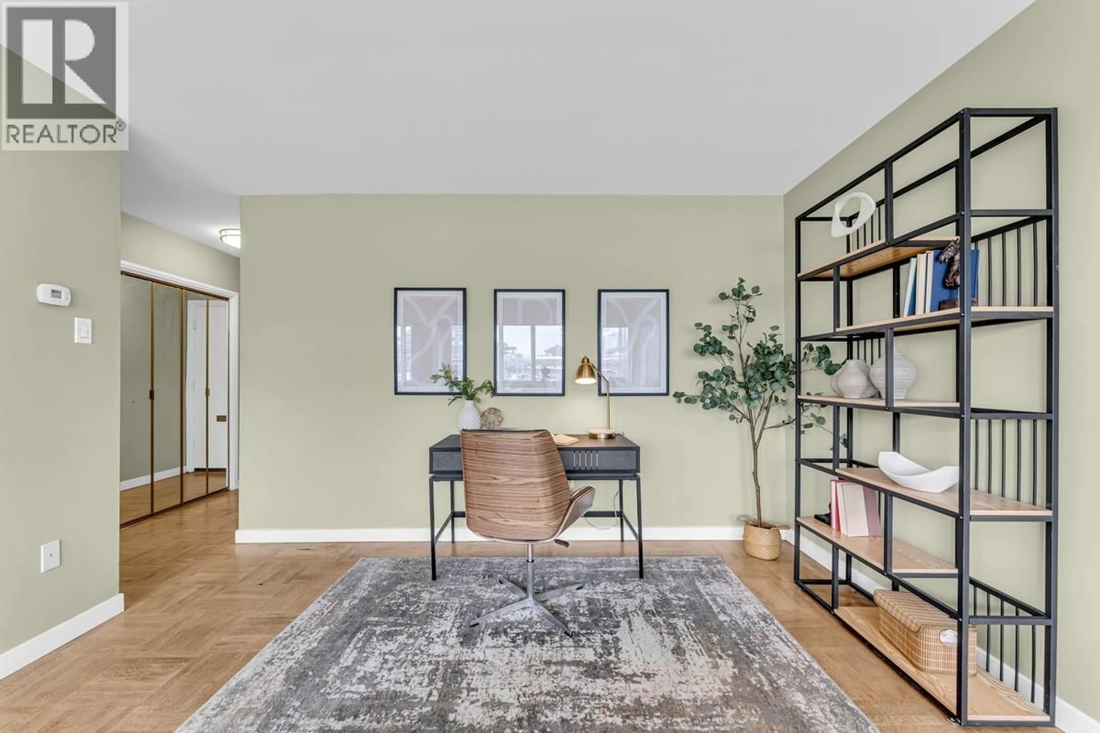 Indoor entryway for 505 - 5926 TISDALL STREET, Vancouver British Columbia V5Z3N2