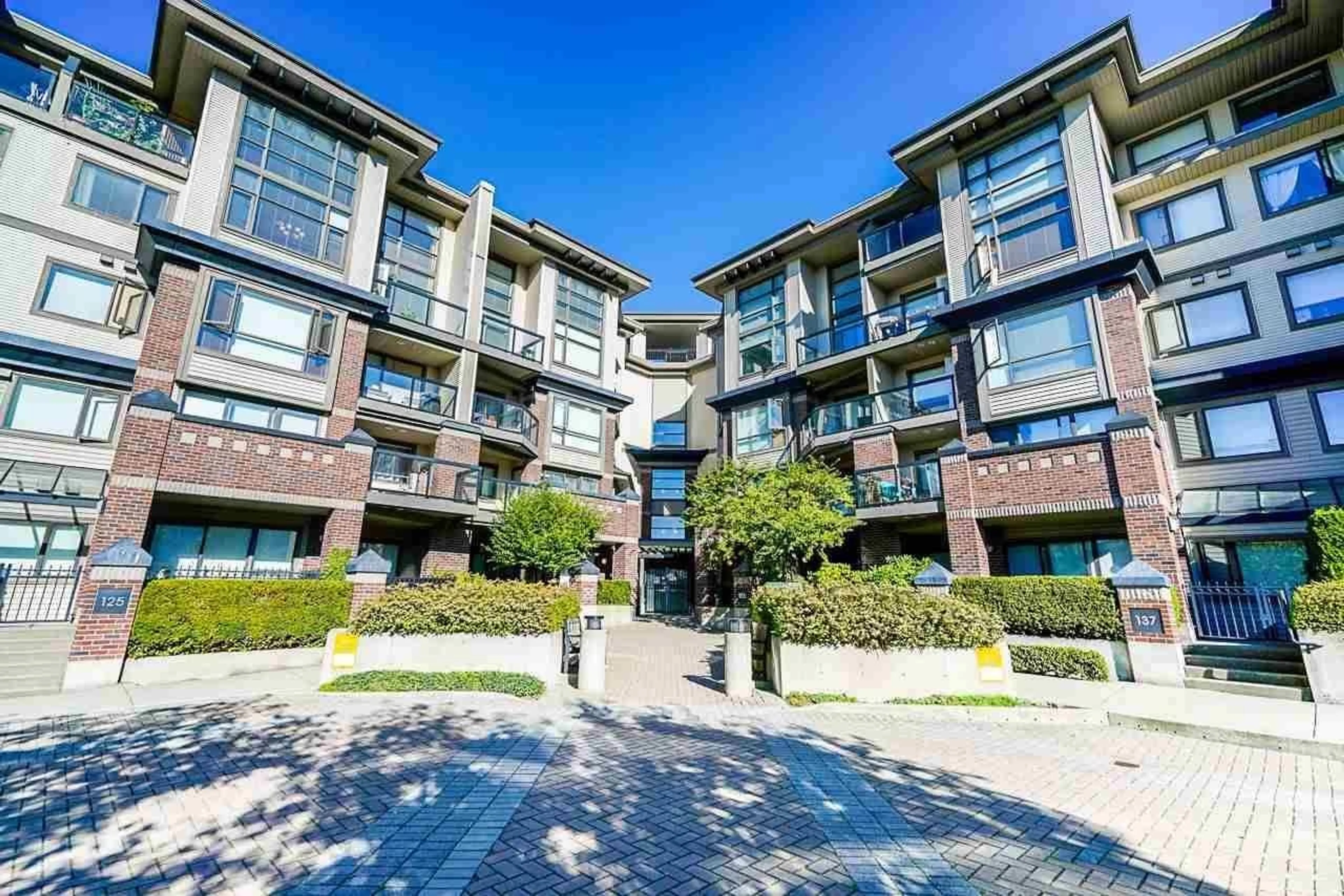 Unknown for 427 - 10838 CITY, Surrey British Columbia V3T5X9