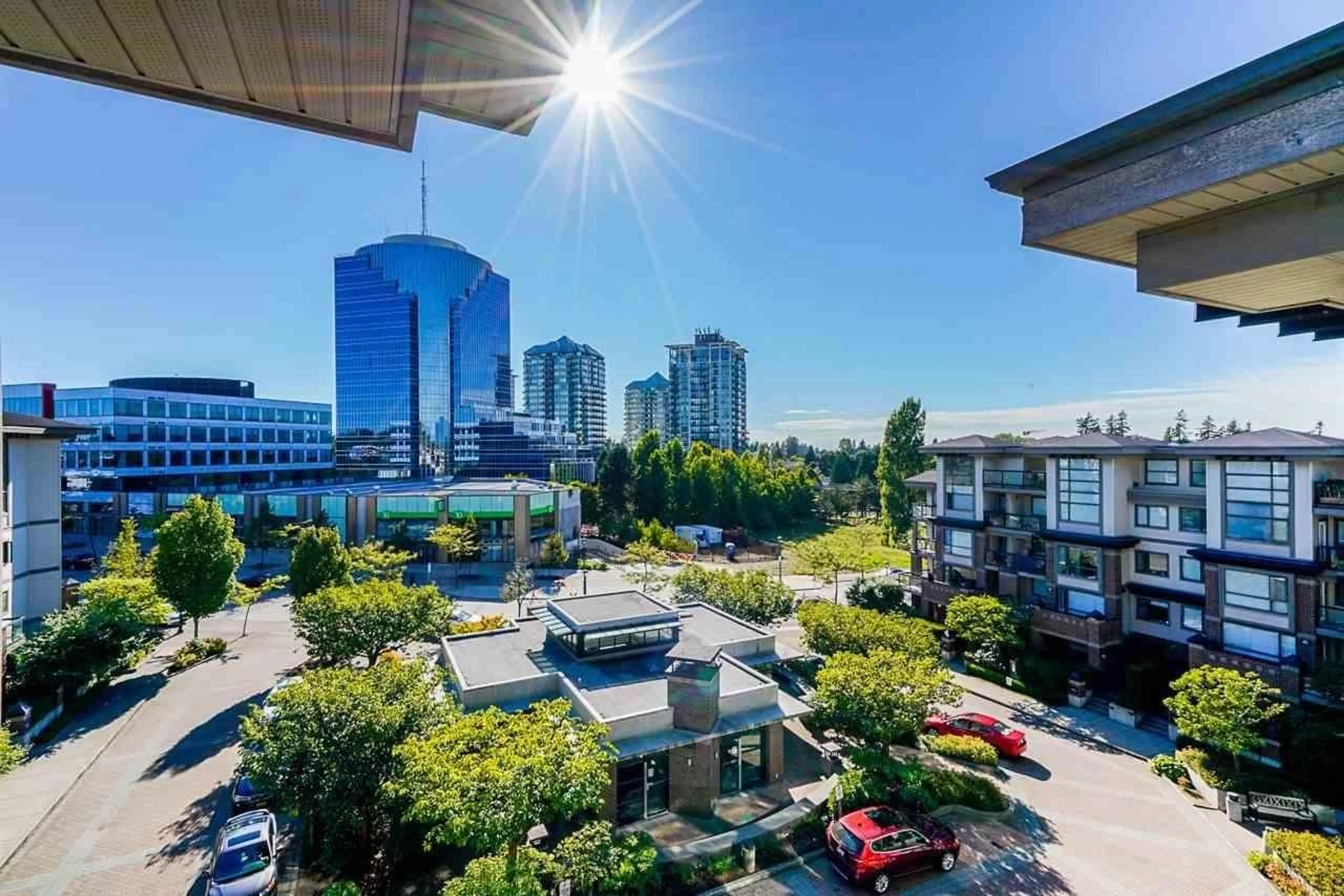 A pic from outside/outdoor area/front of a property/back of a property/a pic from drone, city buildings view from balcony for 427 - 10838 CITY, Surrey British Columbia V3T5X9