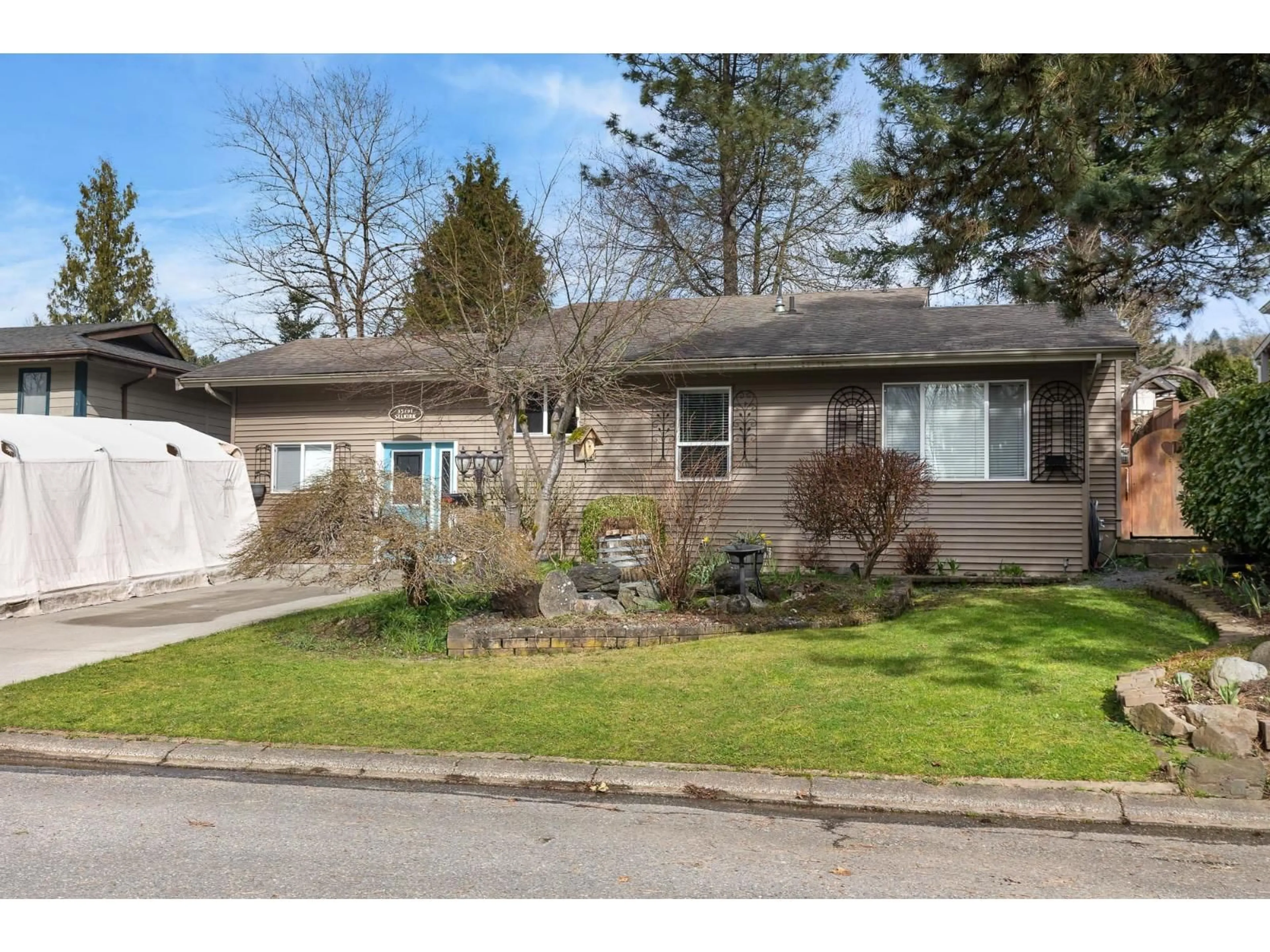 Unknown for 35291 SELKIRK, Abbotsford British Columbia V2S8L1