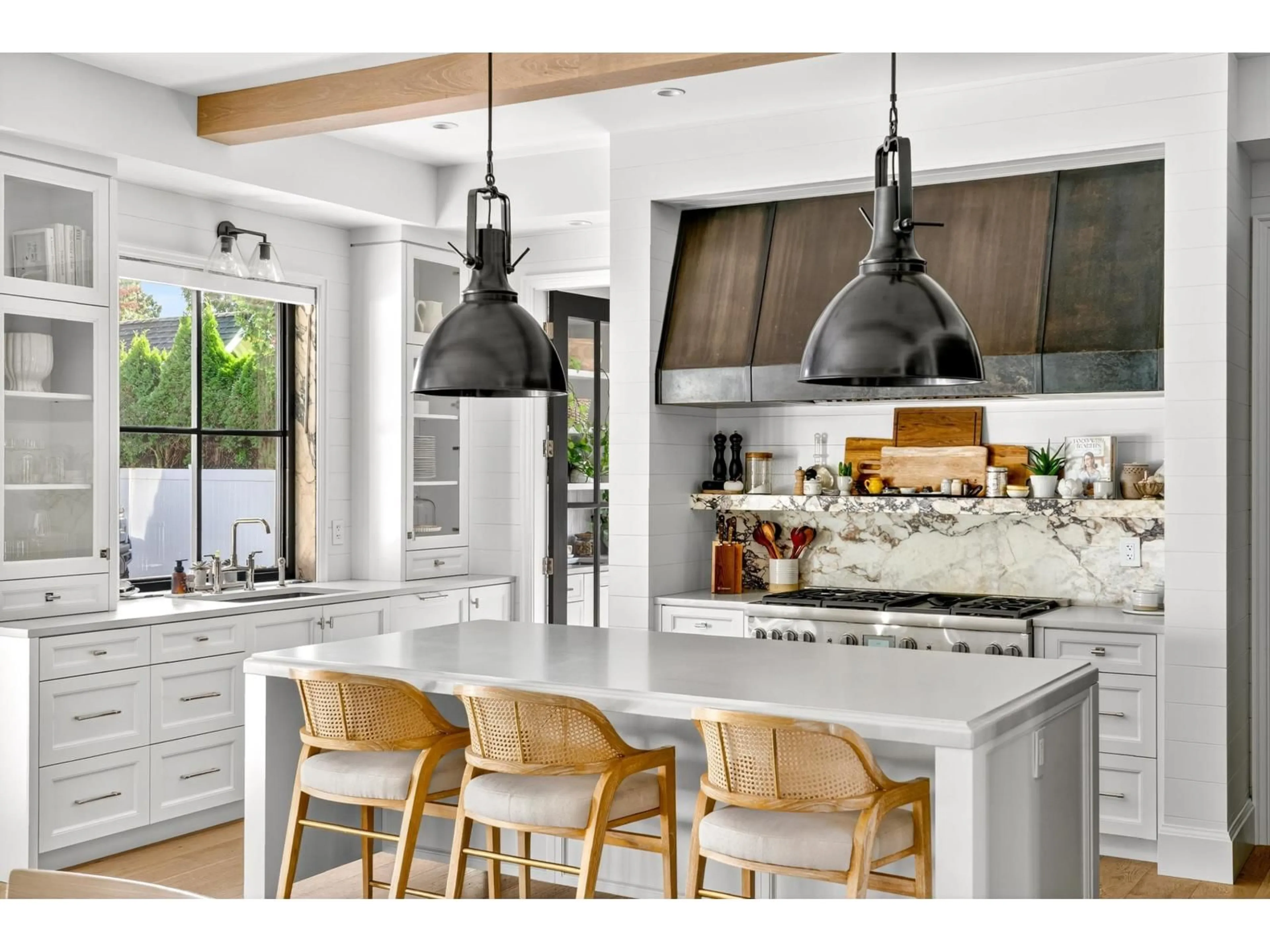 Contemporary kitchen, ceramic/tile floor for 8870 BARTLETT, Langley British Columbia V1M2S5