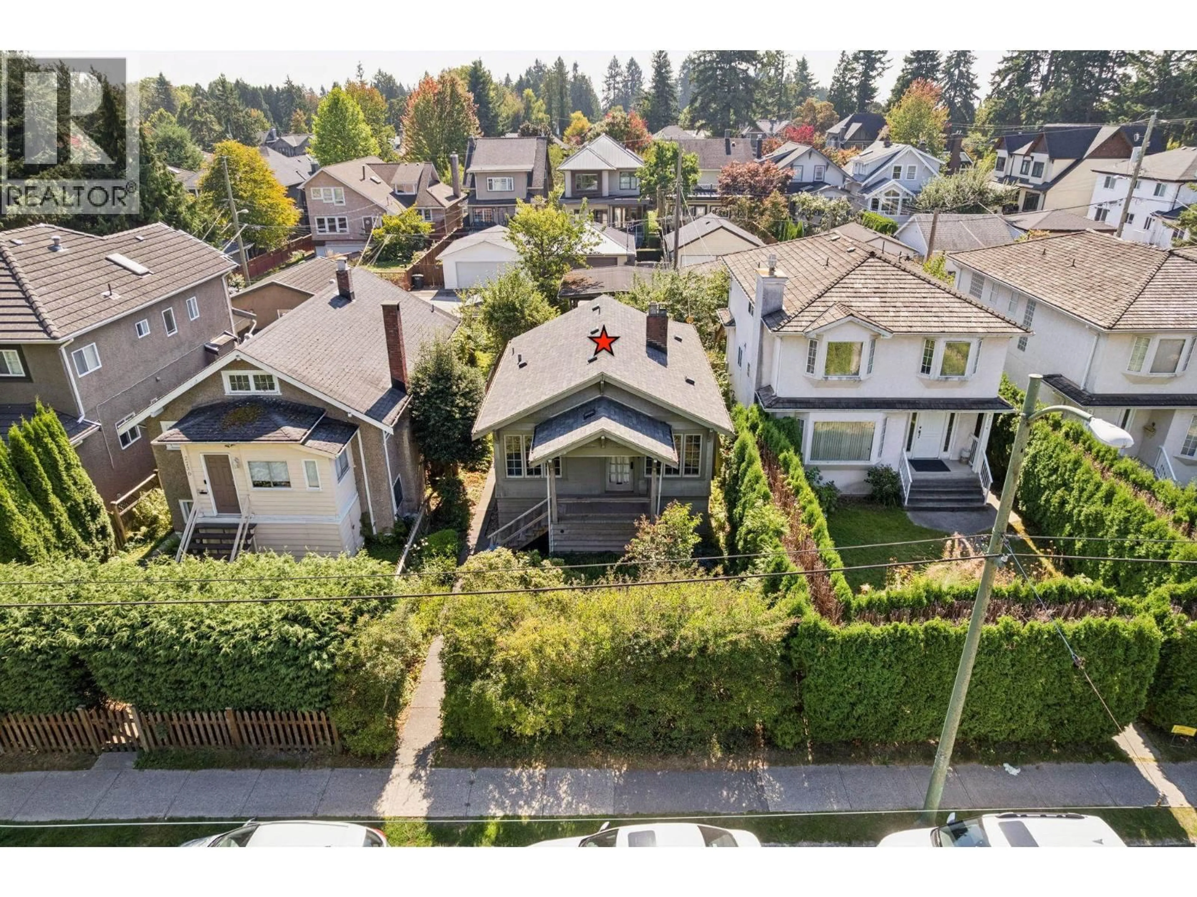 A pic from outside/outdoor area/front of a property/back of a property/a pic from drone, street for 2746 WEST 41ST, Vancouver British Columbia V6N3C4