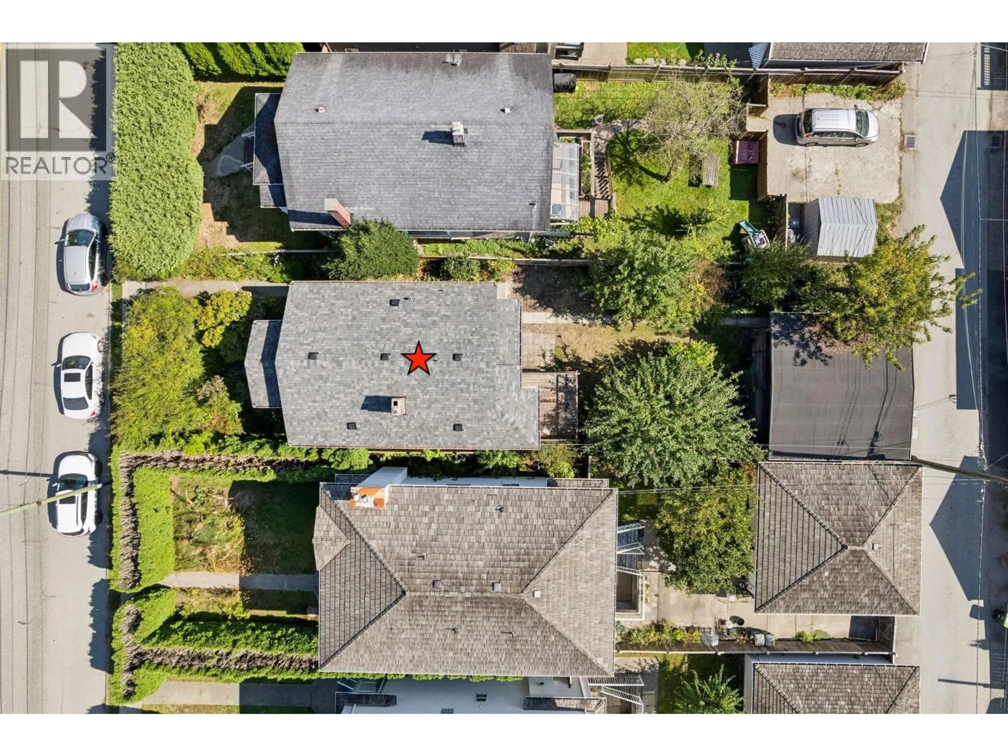 A pic from outside/outdoor area/front of a property/back of a property/a pic from drone, street for 2746 WEST 41ST, Vancouver British Columbia V6N3C4