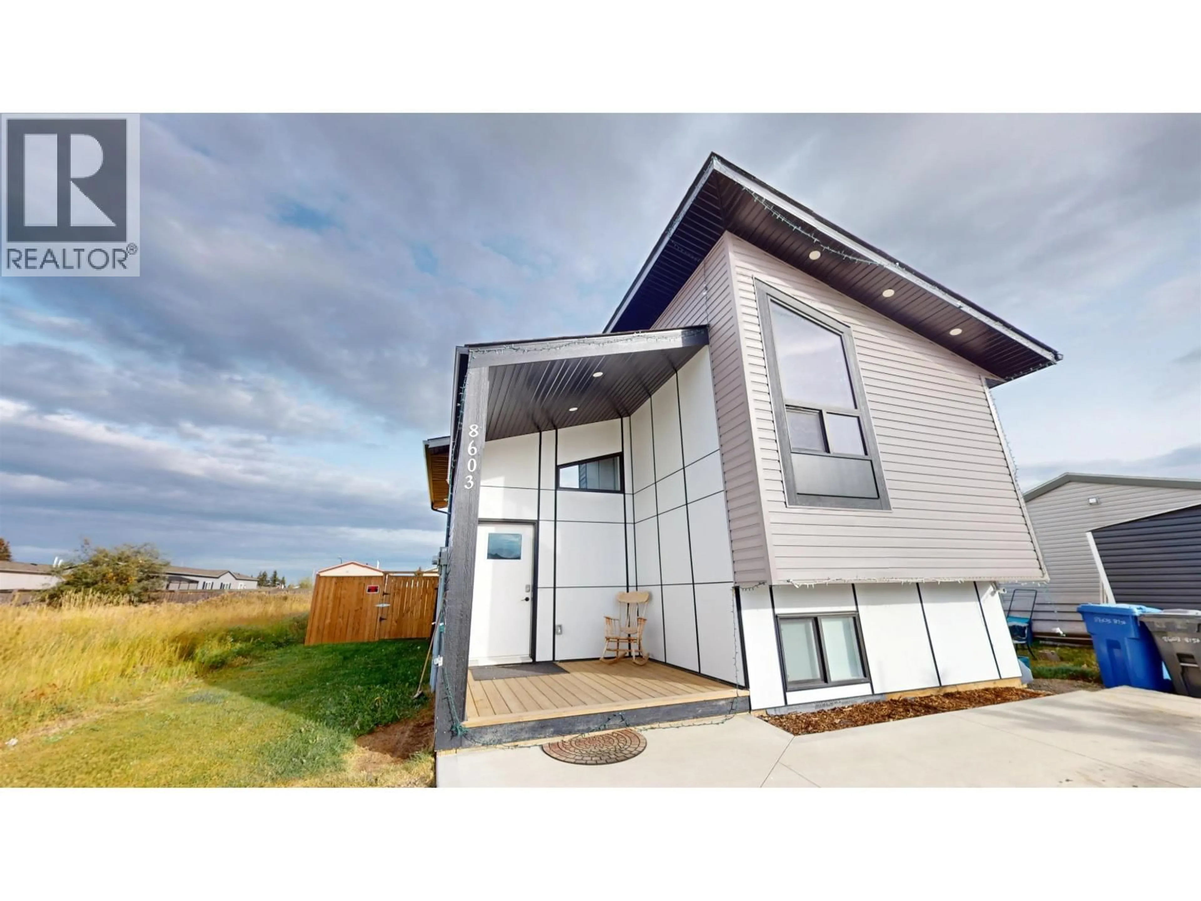 Home with vinyl exterior material, building for 8603 81 STREET, Fort St. John British Columbia V1J0M4