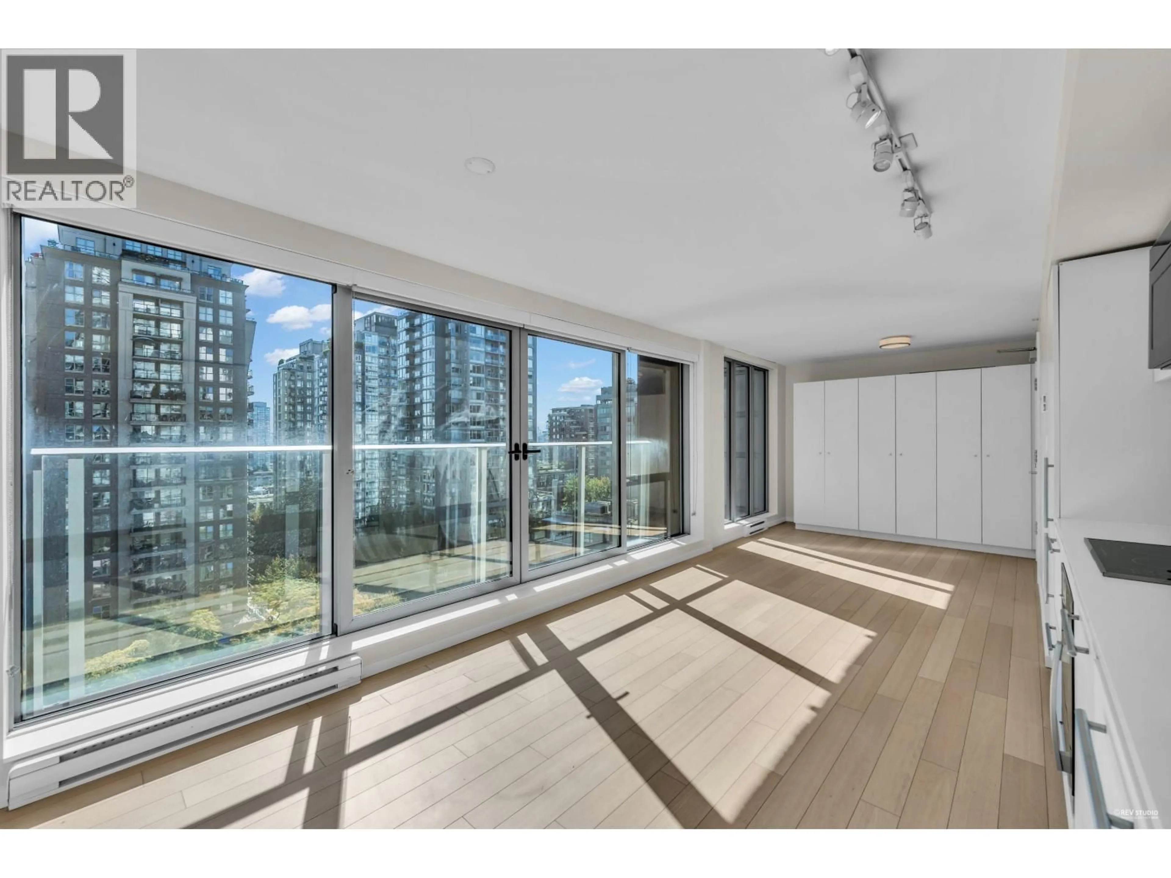 Unknown for 1202 - 999 SEYMOUR STREET, Vancouver British Columbia V6B0M5