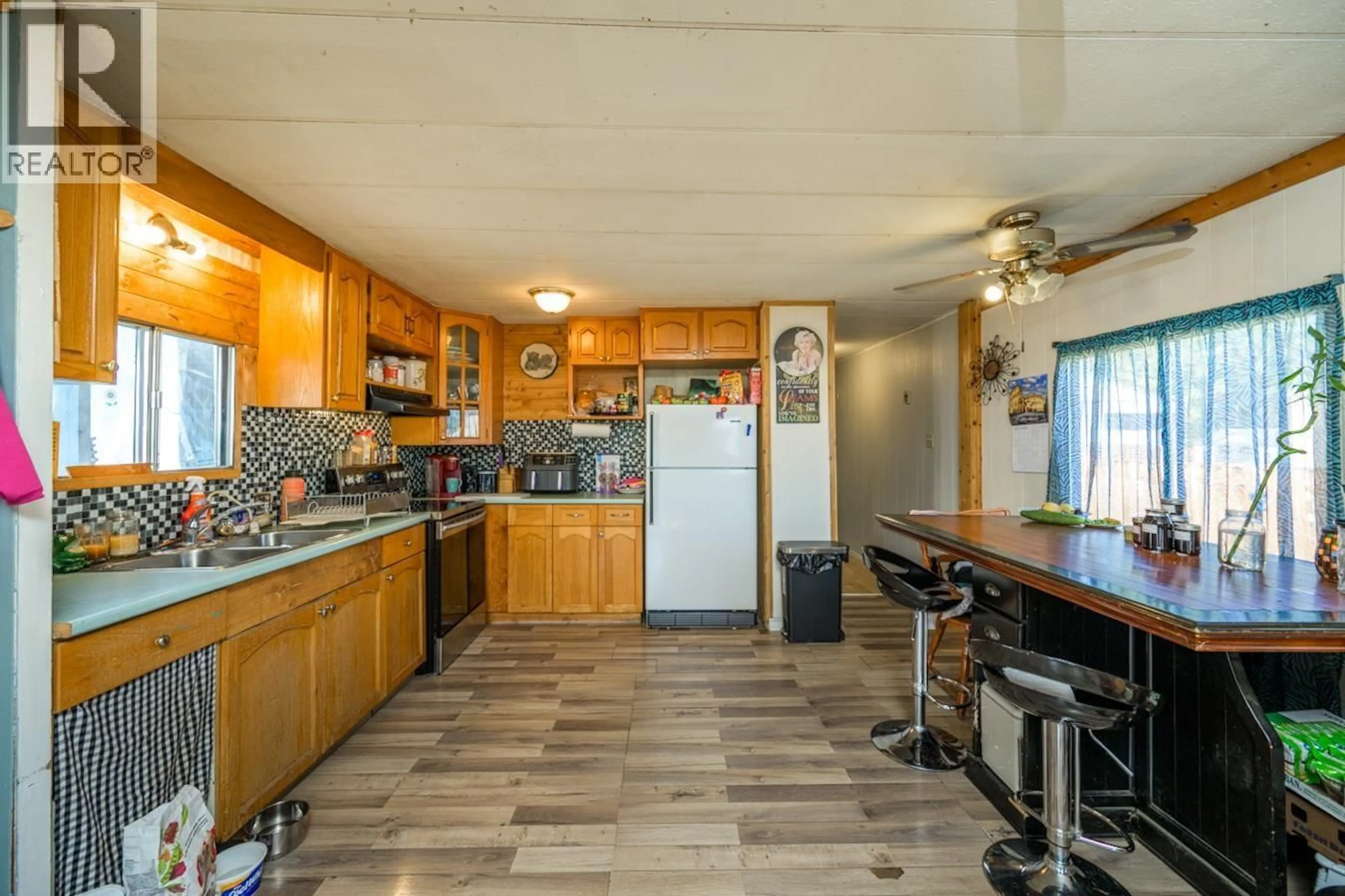 Standard kitchen, ceramic/tile floor for 2127 MCLAREN ROAD, Prince George British Columbia V2N6T8