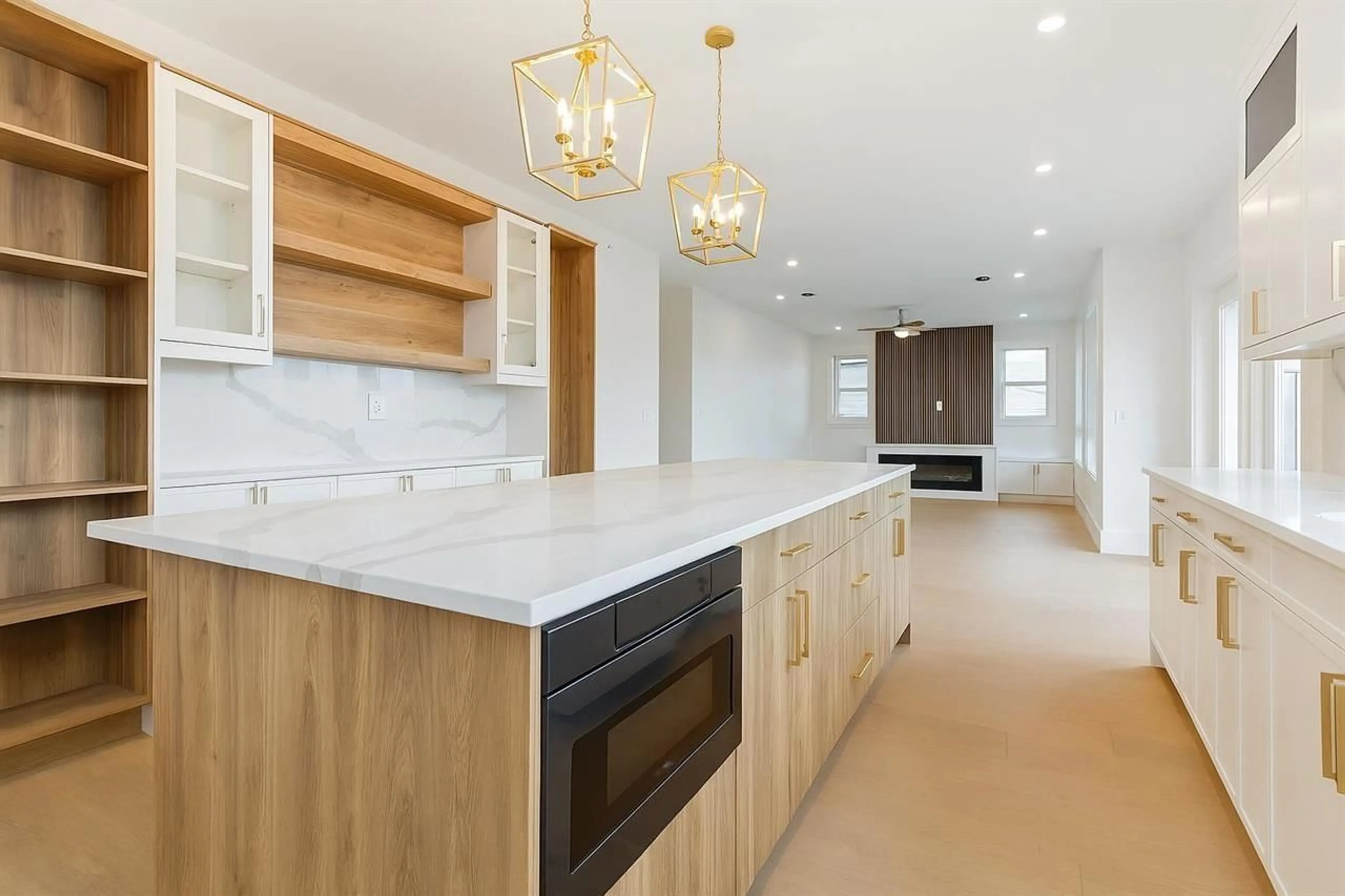 Open concept kitchen, unknown for 50497 KINGSTON DRIVE, Chilliwack British Columbia V4Z0C2