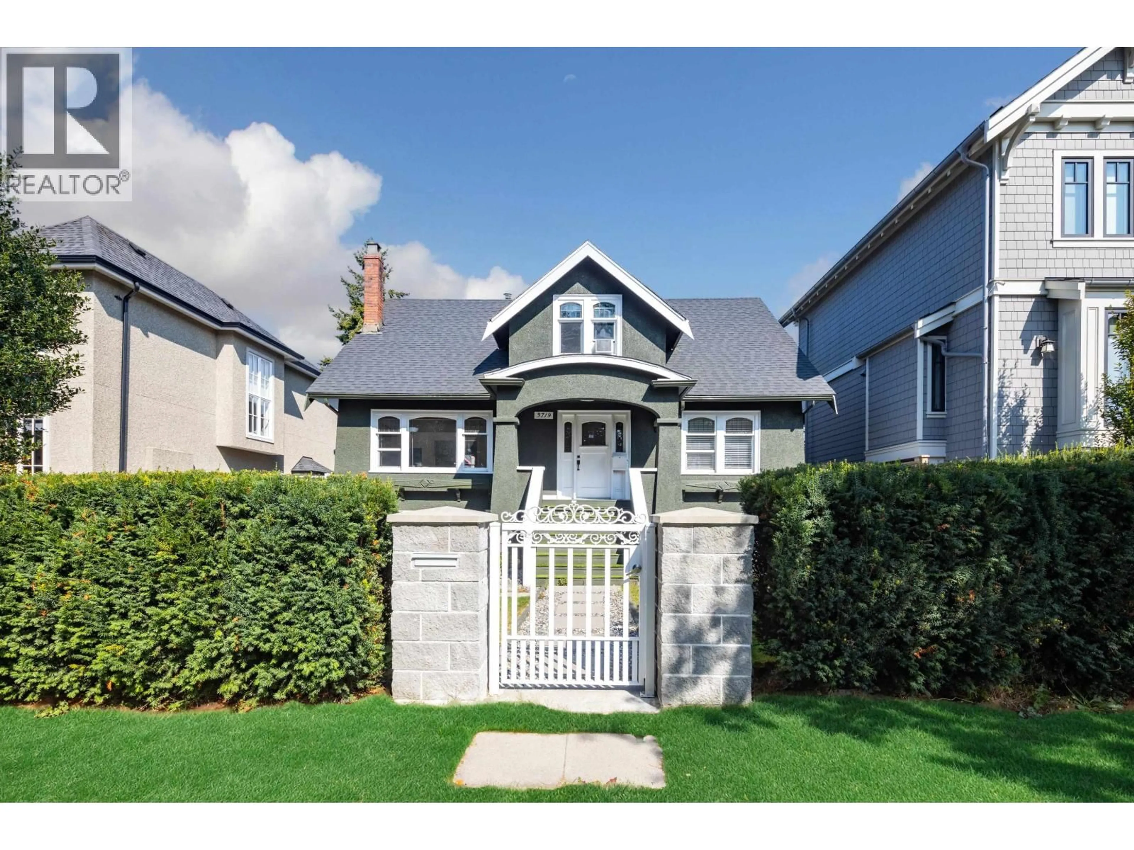 Unknown for 3719 3RD AVENUE, Vancouver British Columbia V6R1M2