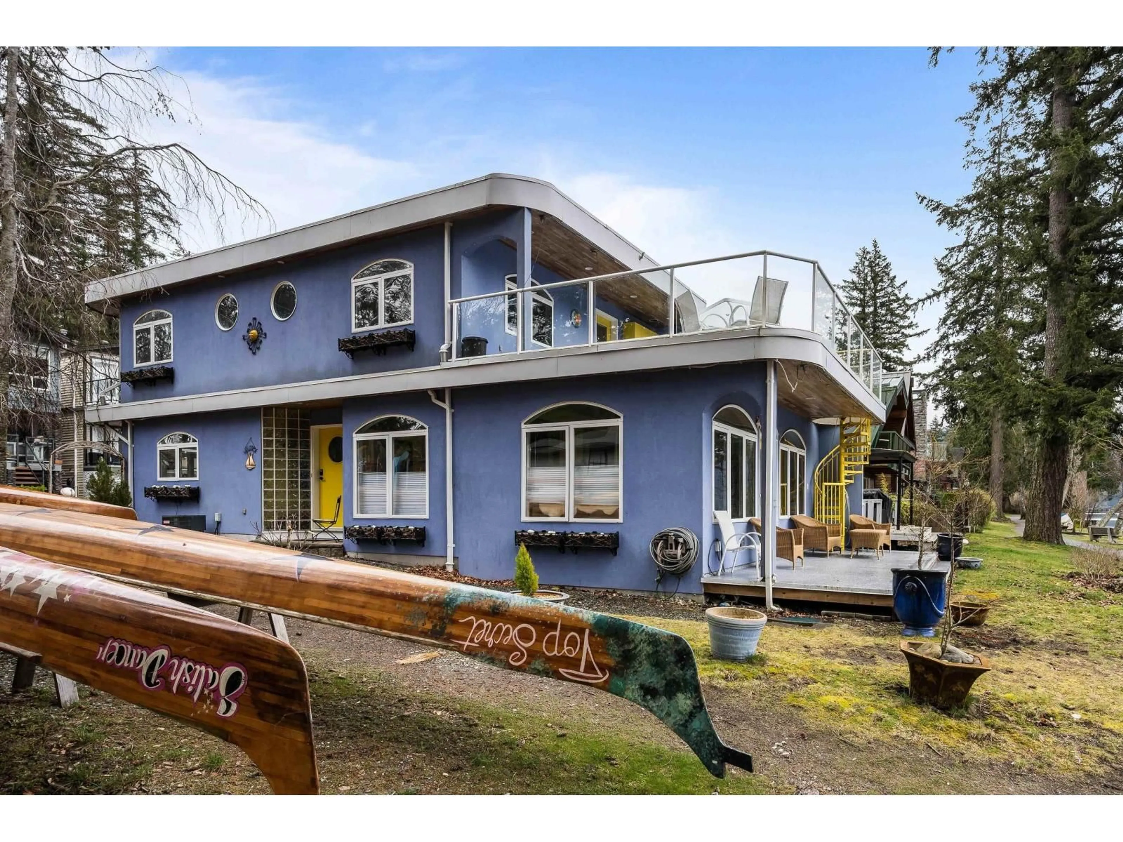Home with vinyl exterior material, unknown for 106 FIRST AVENUE, Cultus Lake British Columbia V2R4Y4