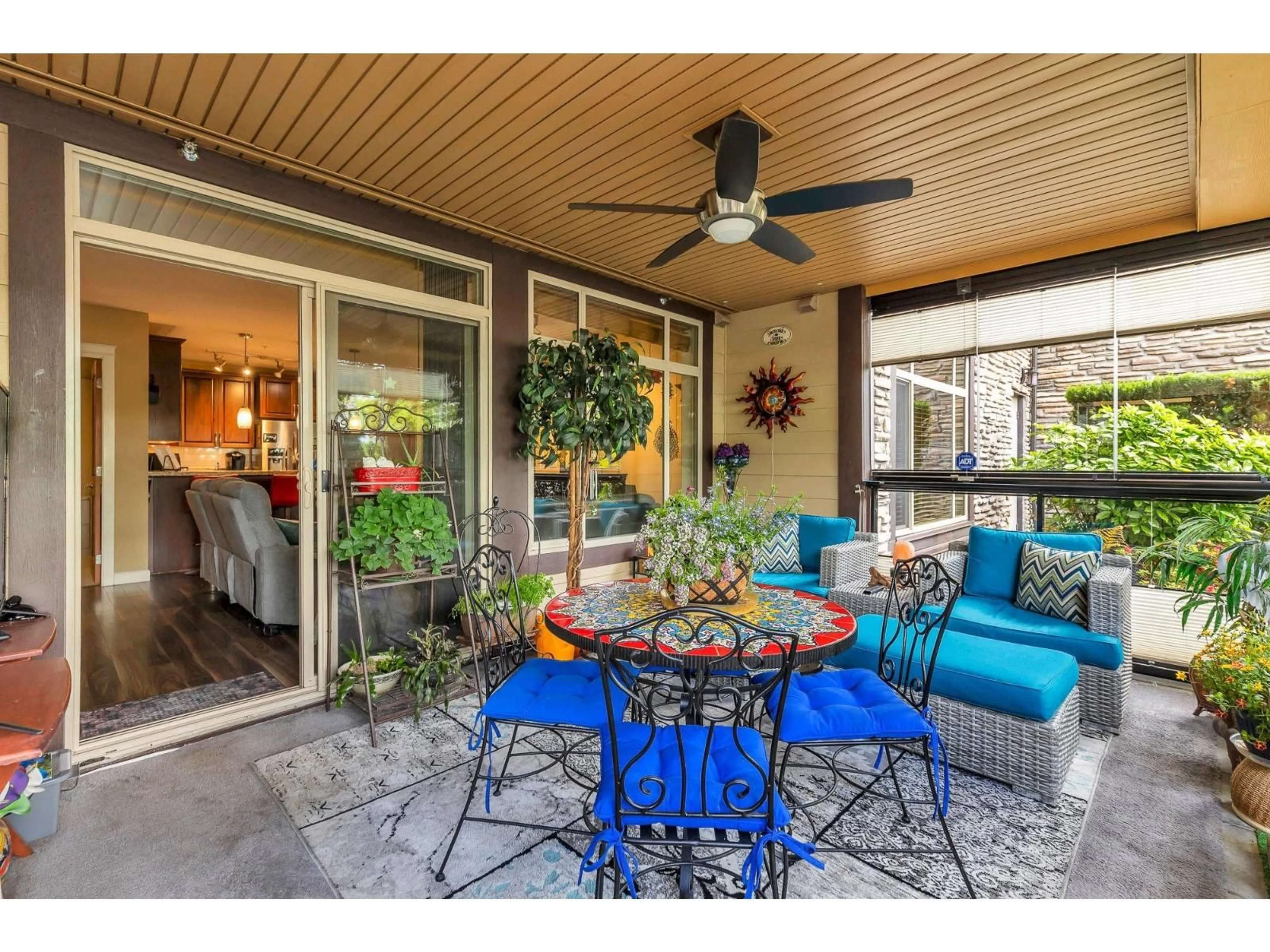 Patio, street for 129 - 2860 TRETHEWEY, Abbotsford British Columbia V2T0G5