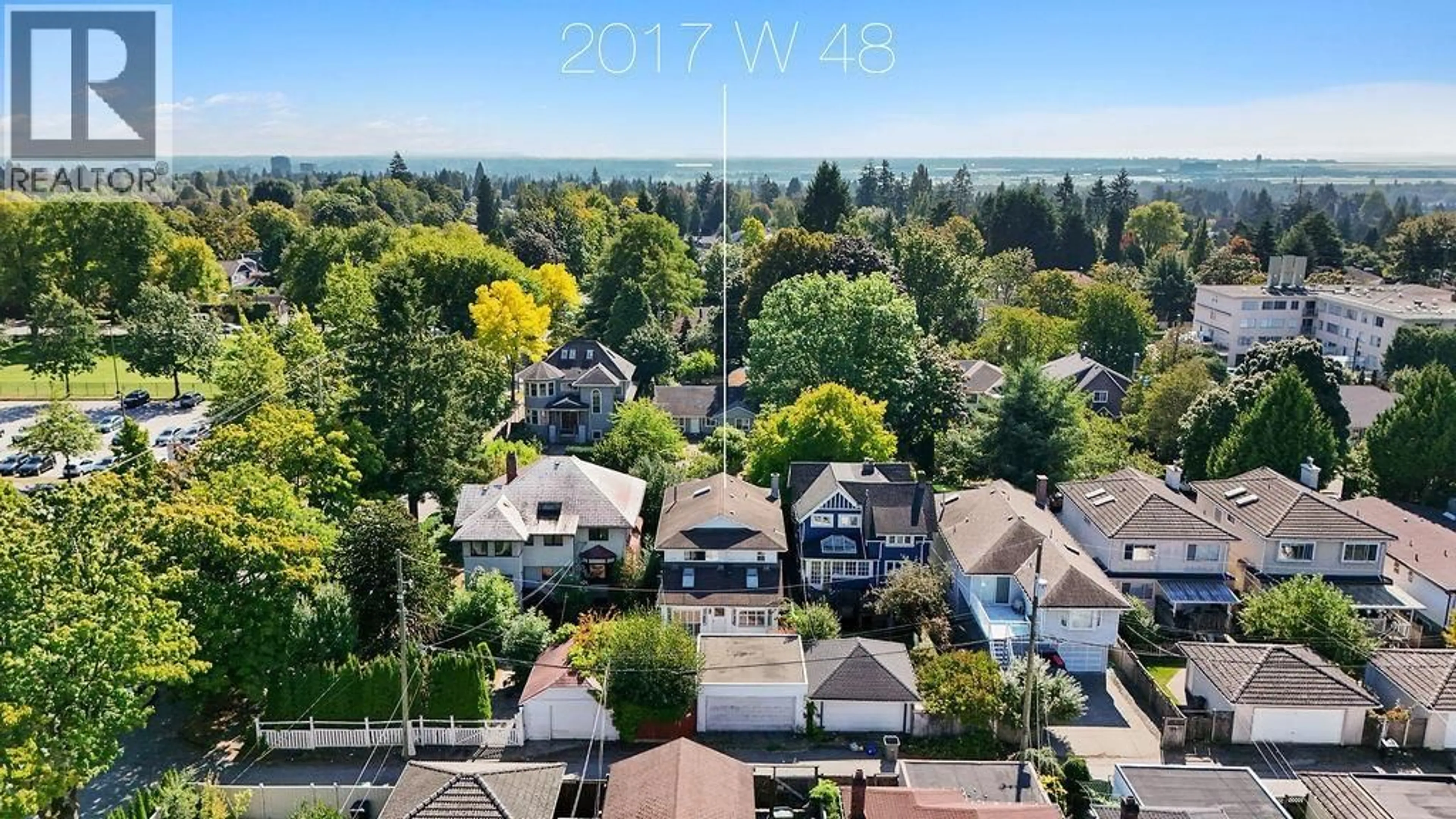 A pic from outside/outdoor area/front of a property/back of a property/a pic from drone, city buildings view from balcony for 2017 48TH AVENUE, Vancouver British Columbia V6M2P4
