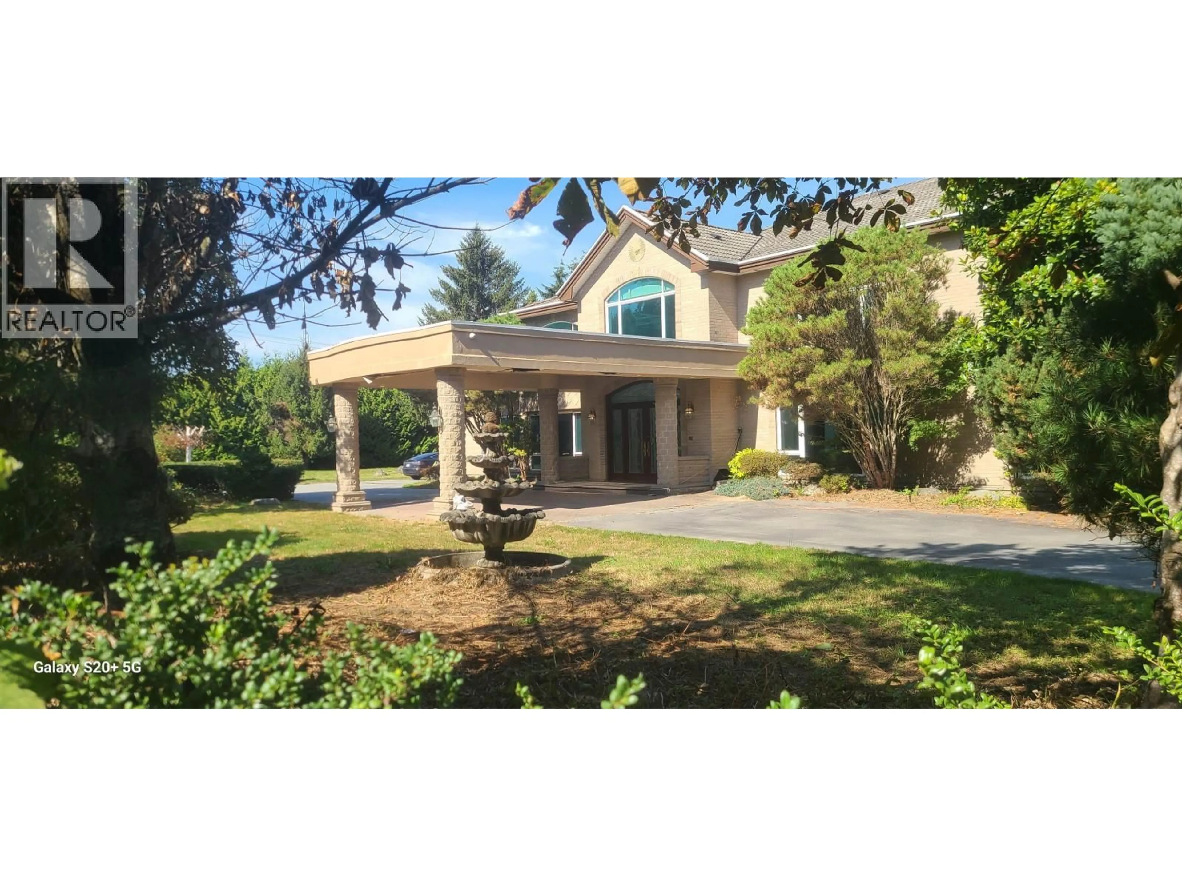 A pic from outside/outdoor area/front of a property/back of a property/a pic from drone, street for 12900 GILBERT ROAD, Richmond British Columbia V7E2H6