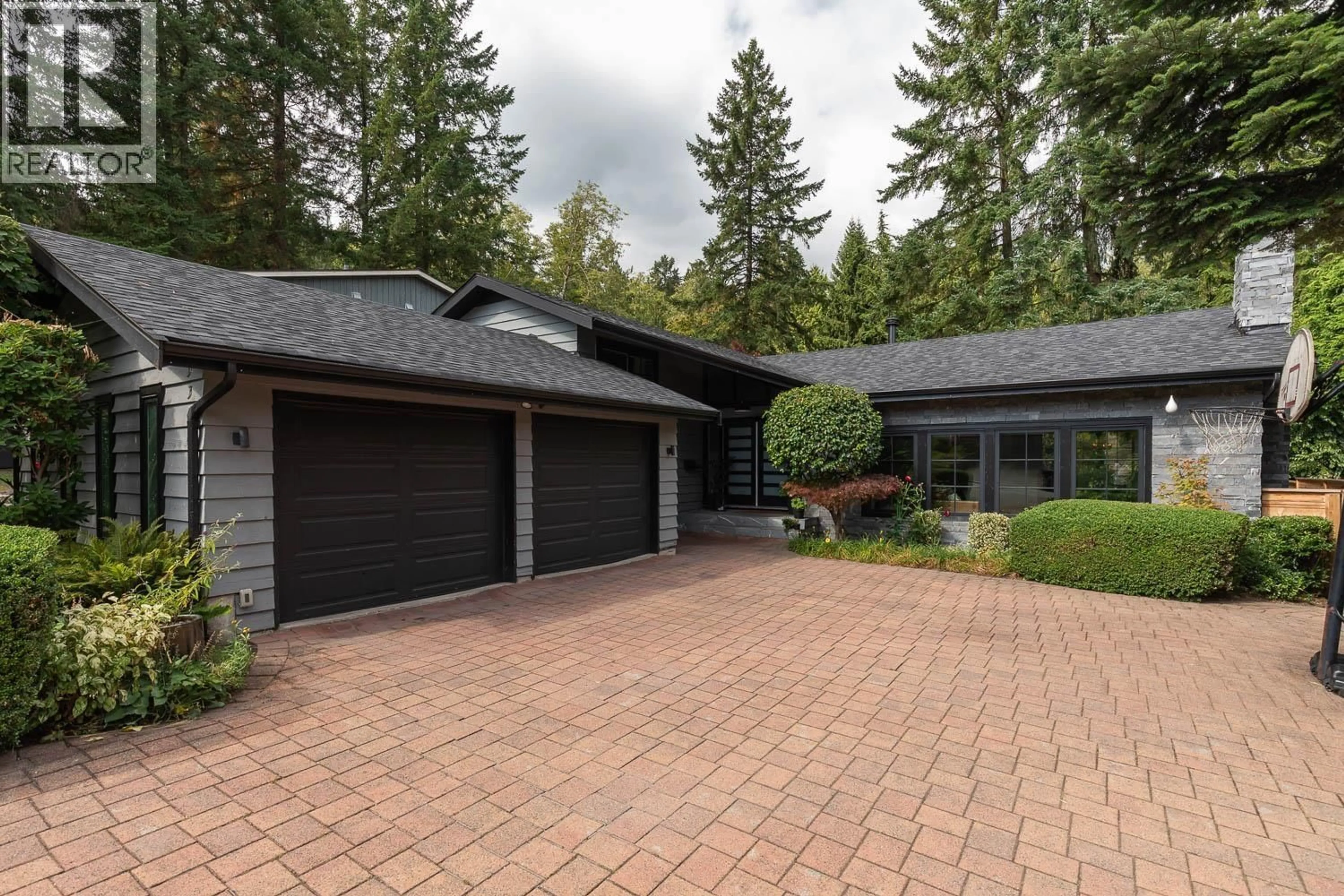 Home with brick exterior material, street for 3348 TENNYSON CRESCENT, North Vancouver British Columbia V7K2A8