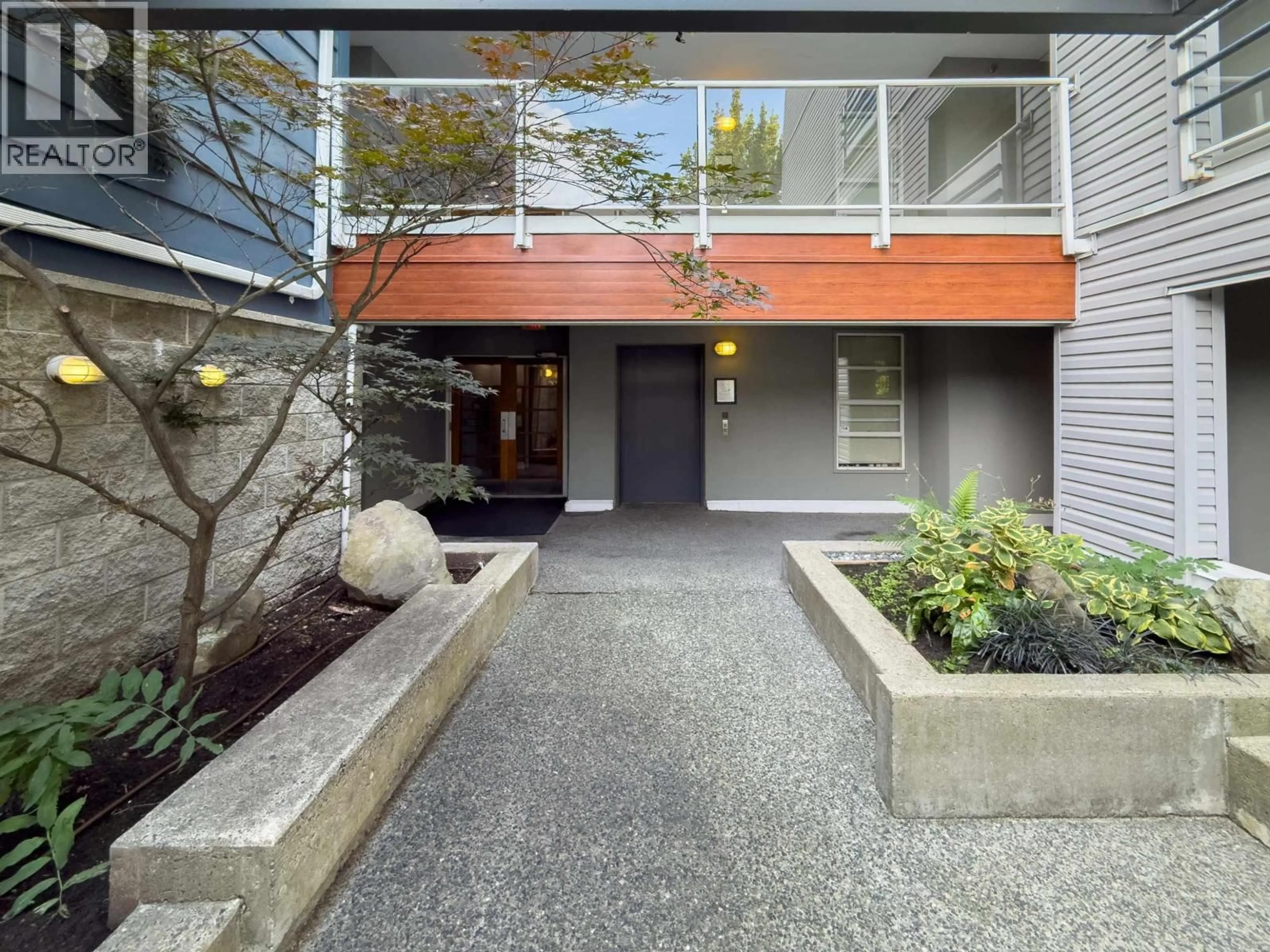 Indoor entryway for 202 - 1820 KENT AVENUE, Vancouver British Columbia V5P2S7