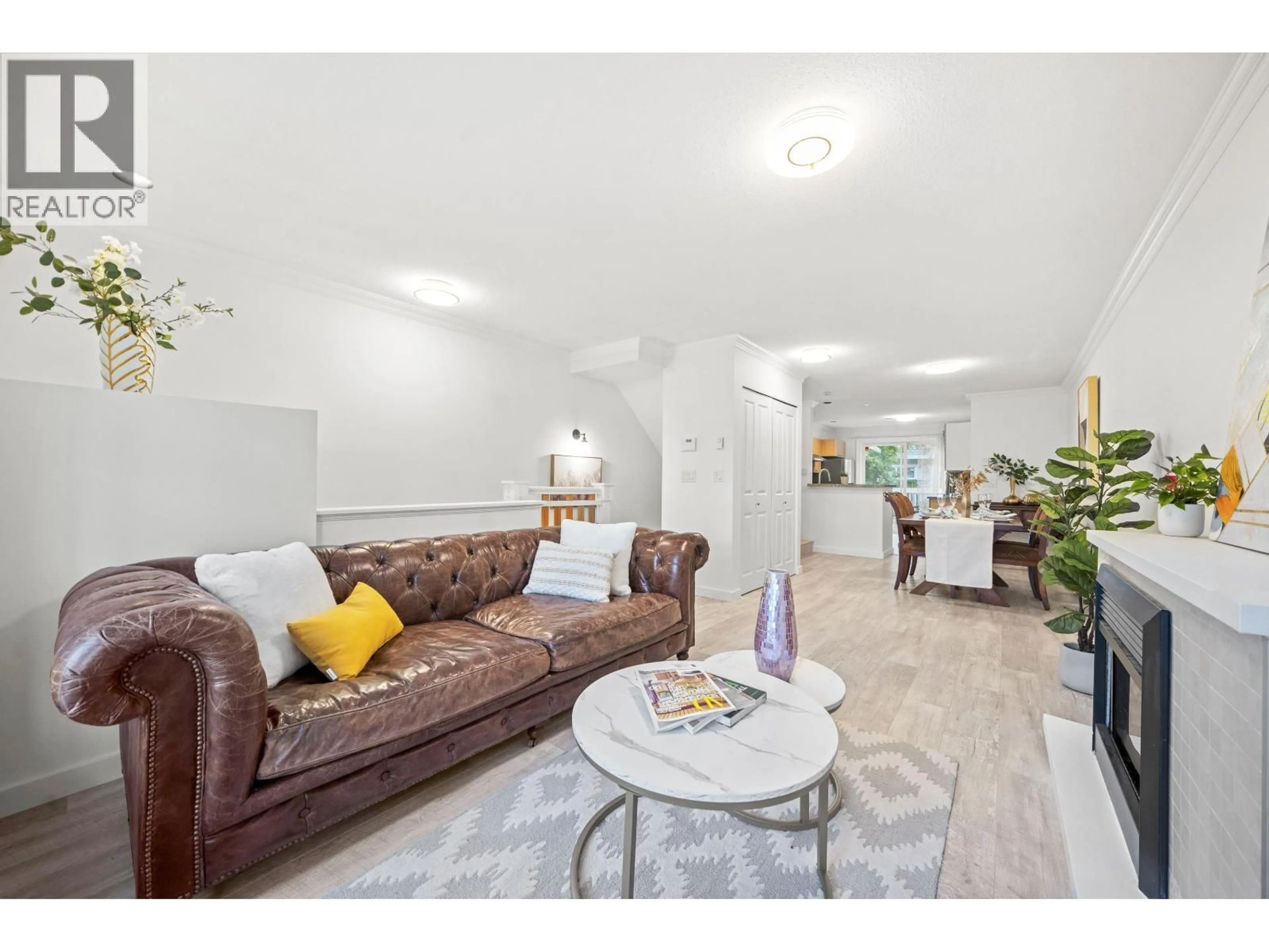 Living room with furniture, unknown for 44 - 7533 HEATHER STREET, Richmond British Columbia V6Y2P8
