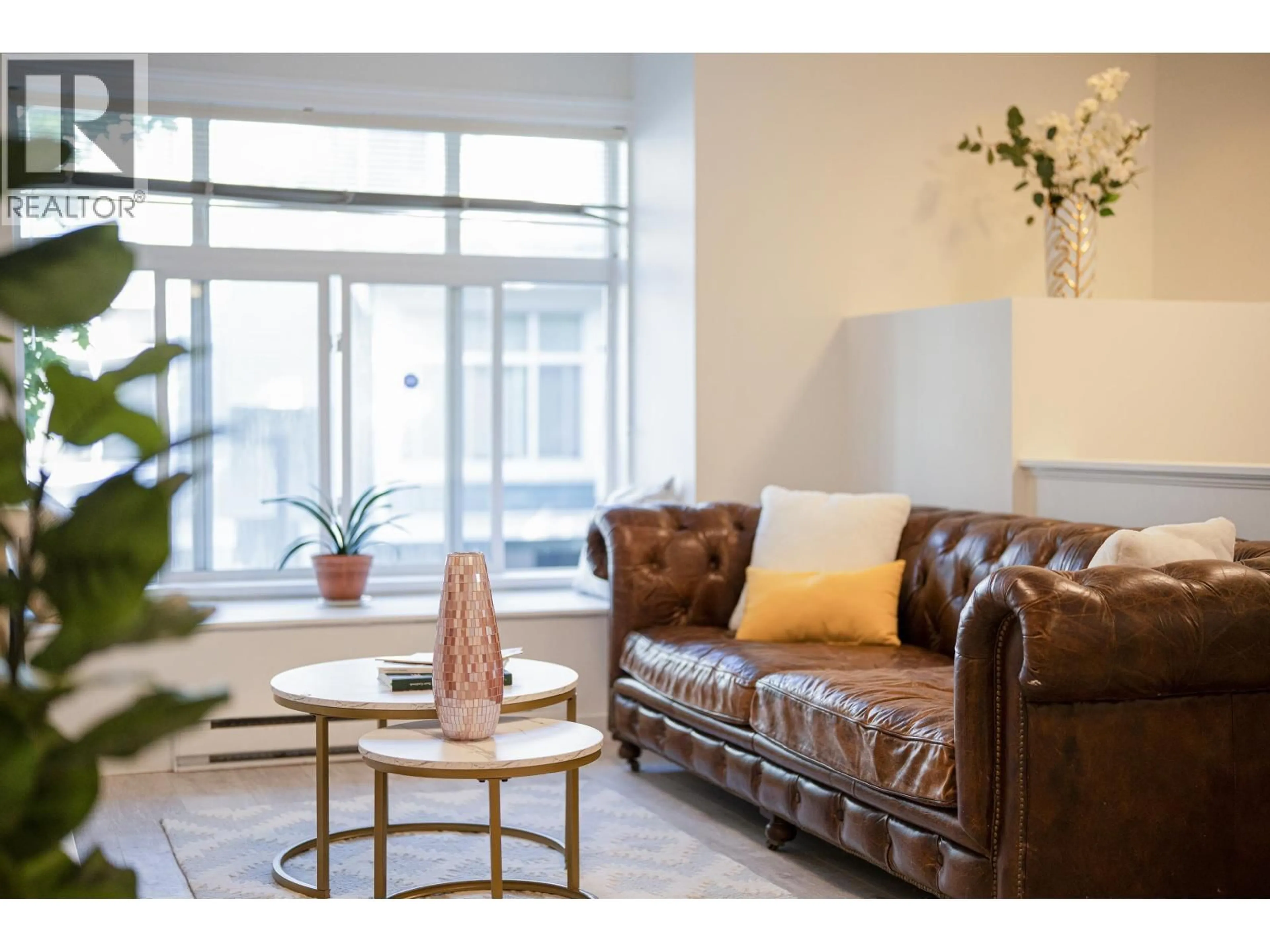 Living room with furniture, unknown for 44 - 7533 HEATHER STREET, Richmond British Columbia V6Y2P8